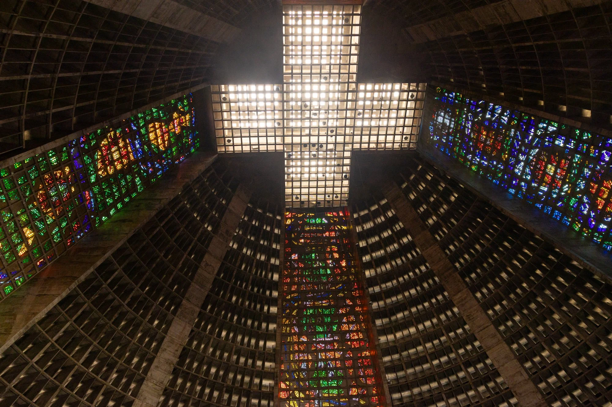 interrieur de la cathédrale rio de janerio.jpg