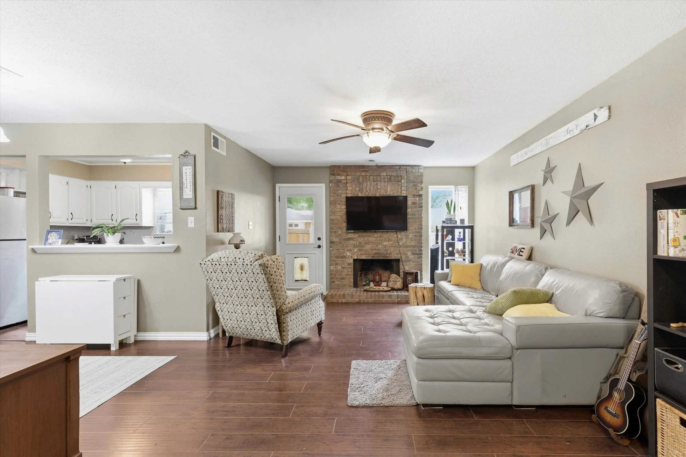 246 Mccarley Place, McKinney, Texas 75071