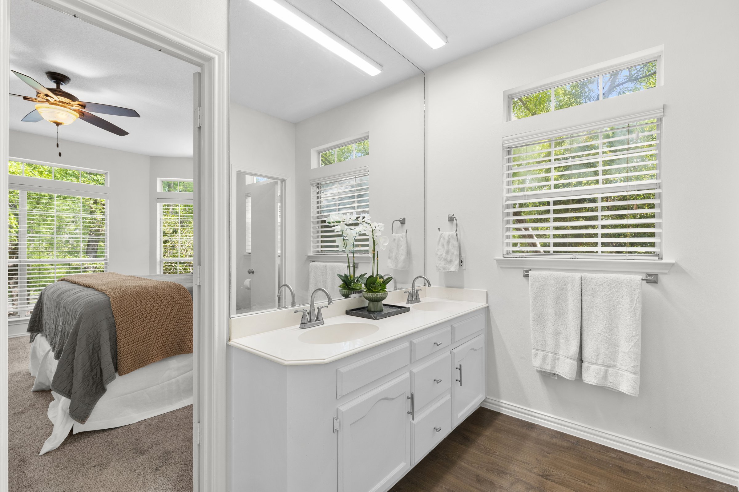 Primary bath (1).jpg