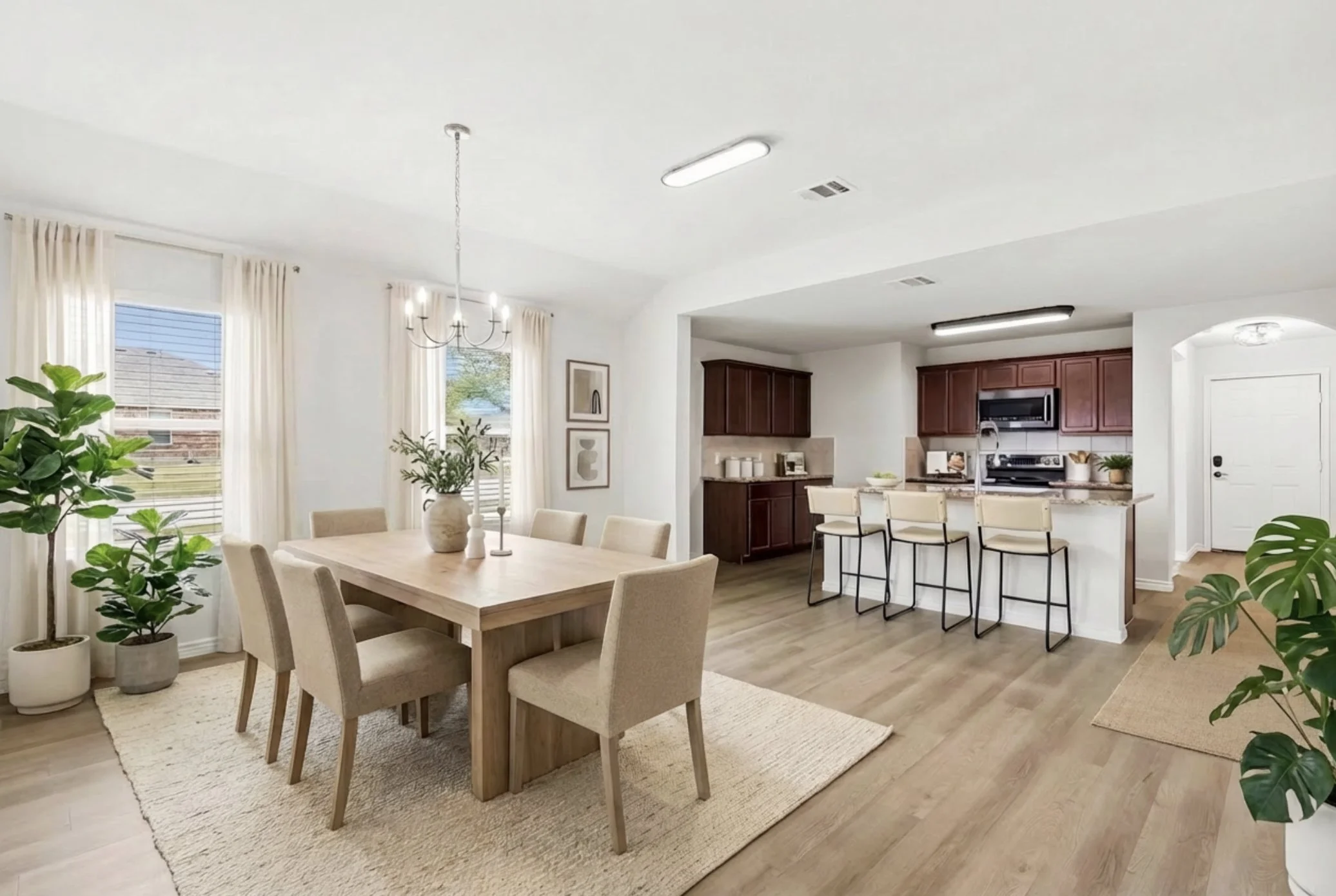 park ave dining stage.jpg