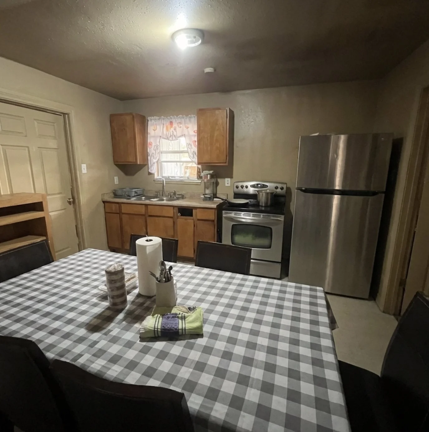 Coleman kitchen 2.jpg