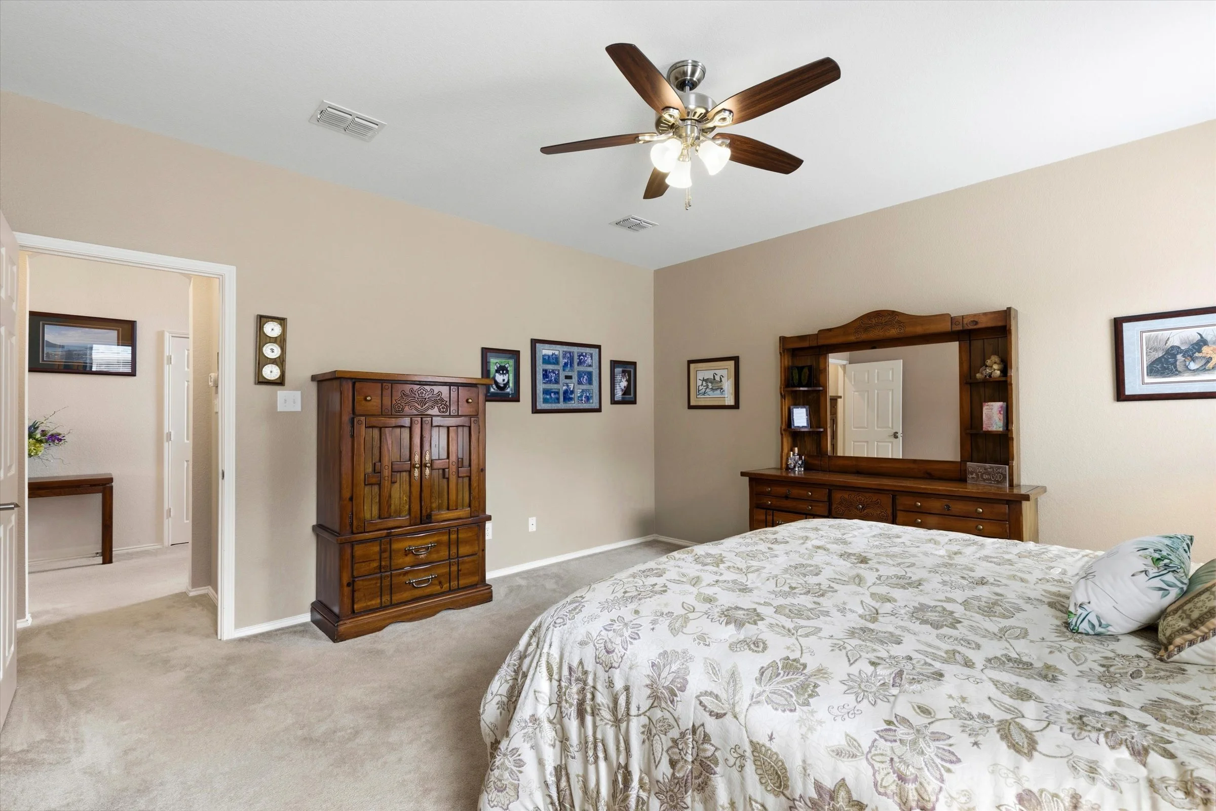 18-4Q4A8136 (1).jpg