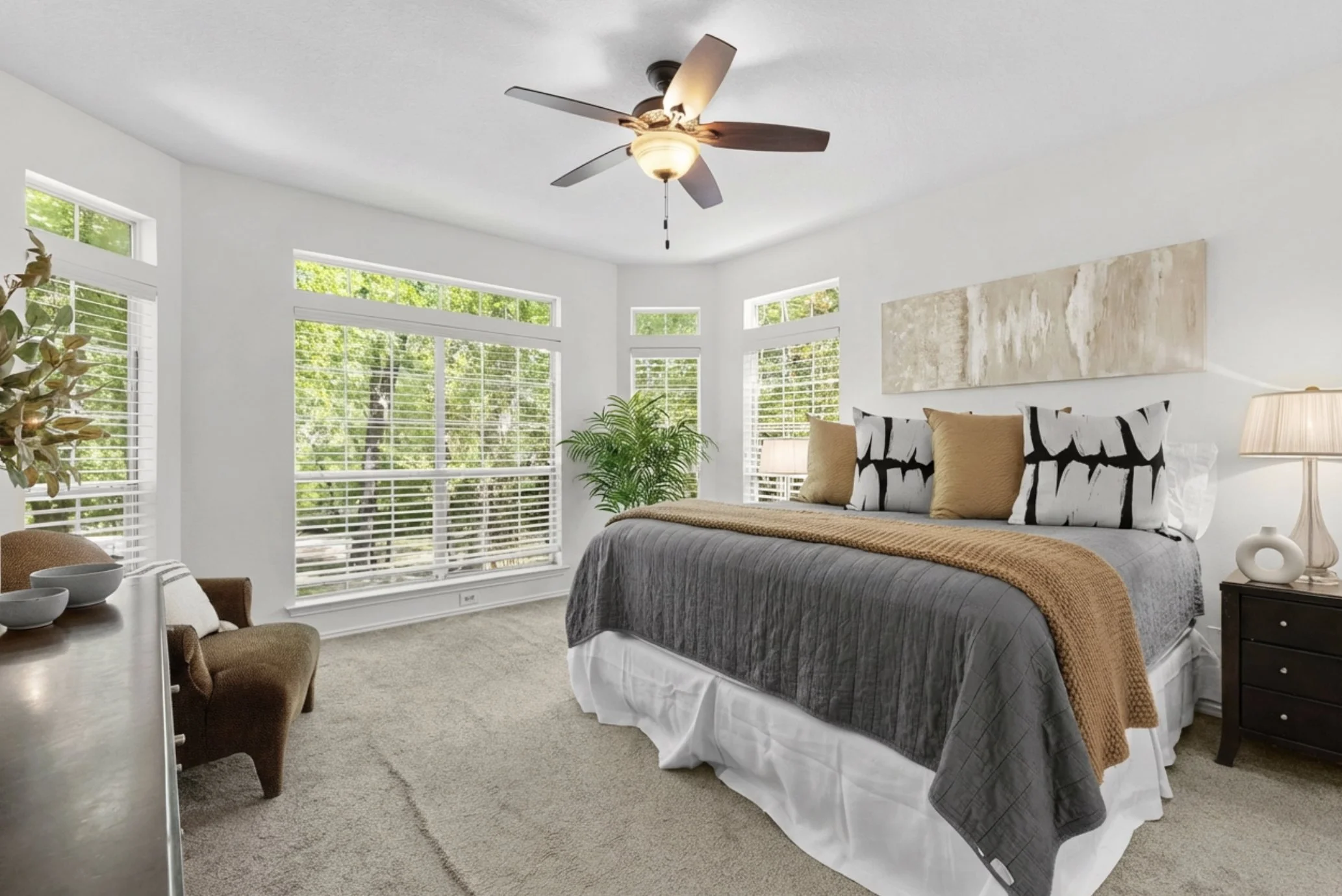 virtually staged primary bed 862 (1).jpg