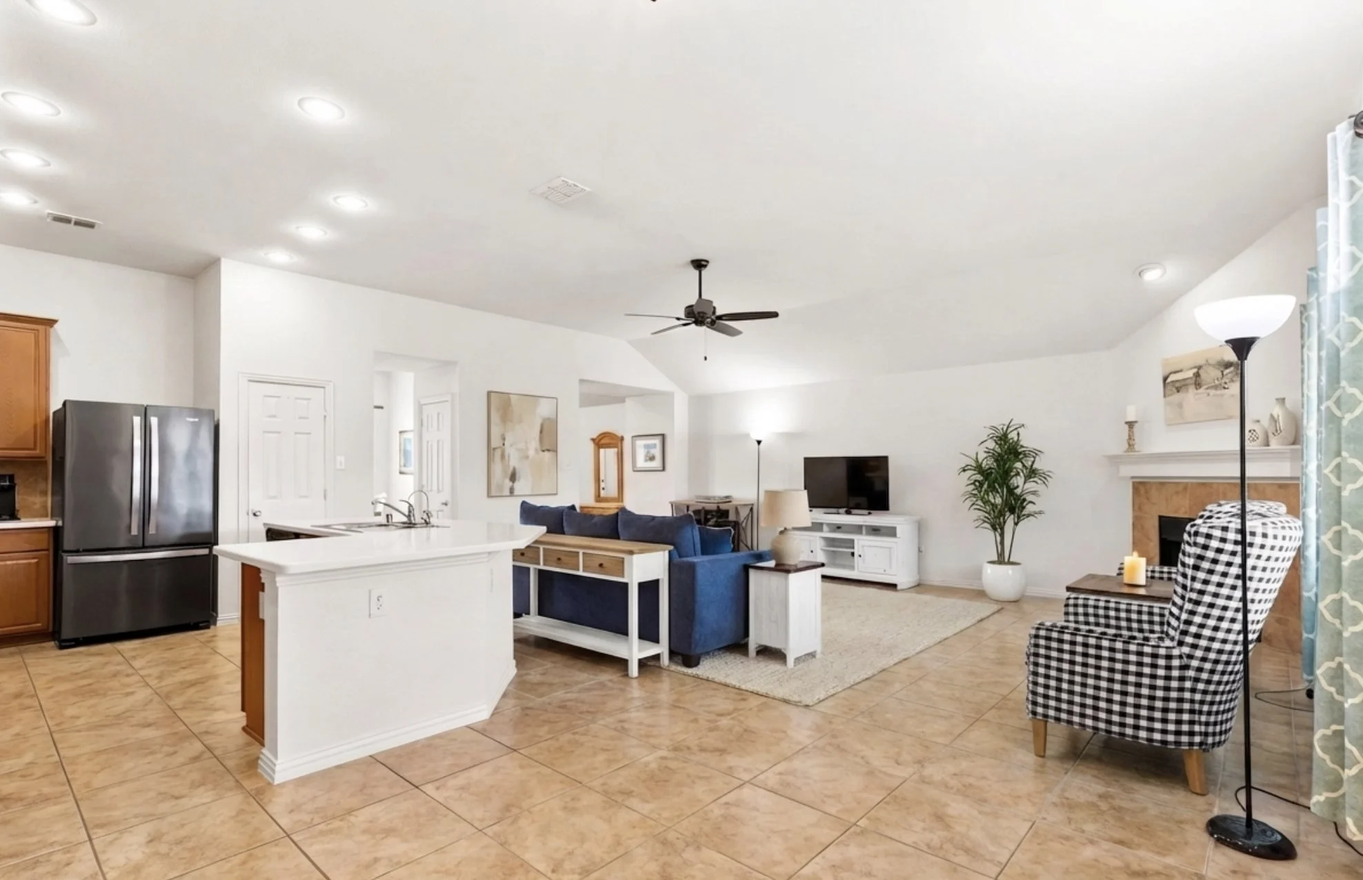 Langford living 5.jpg