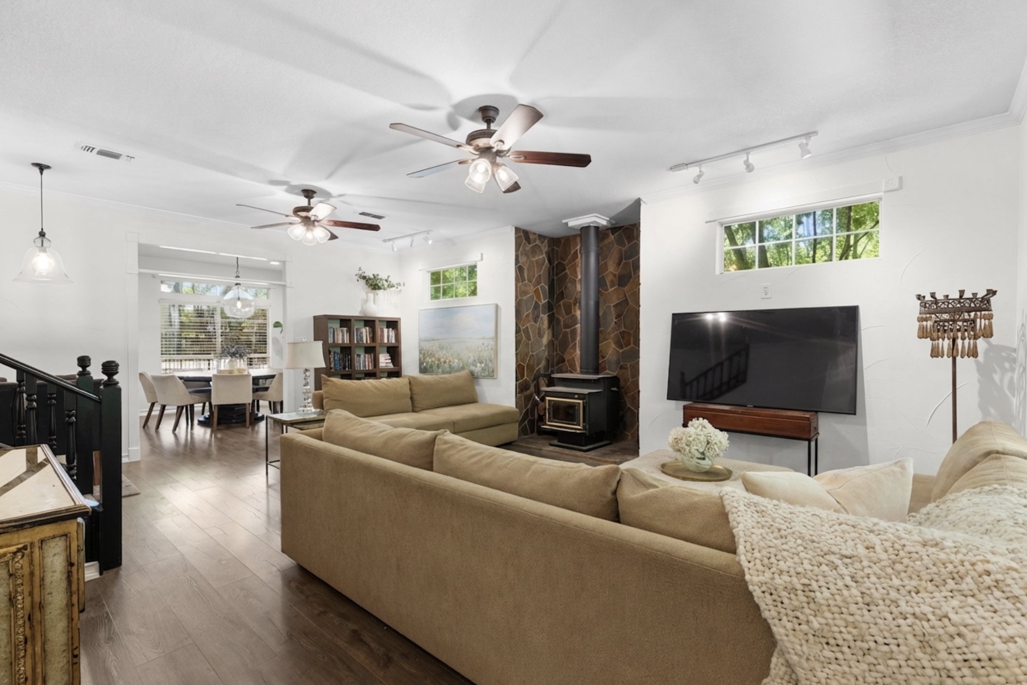 virtually staged 862 living.jpg