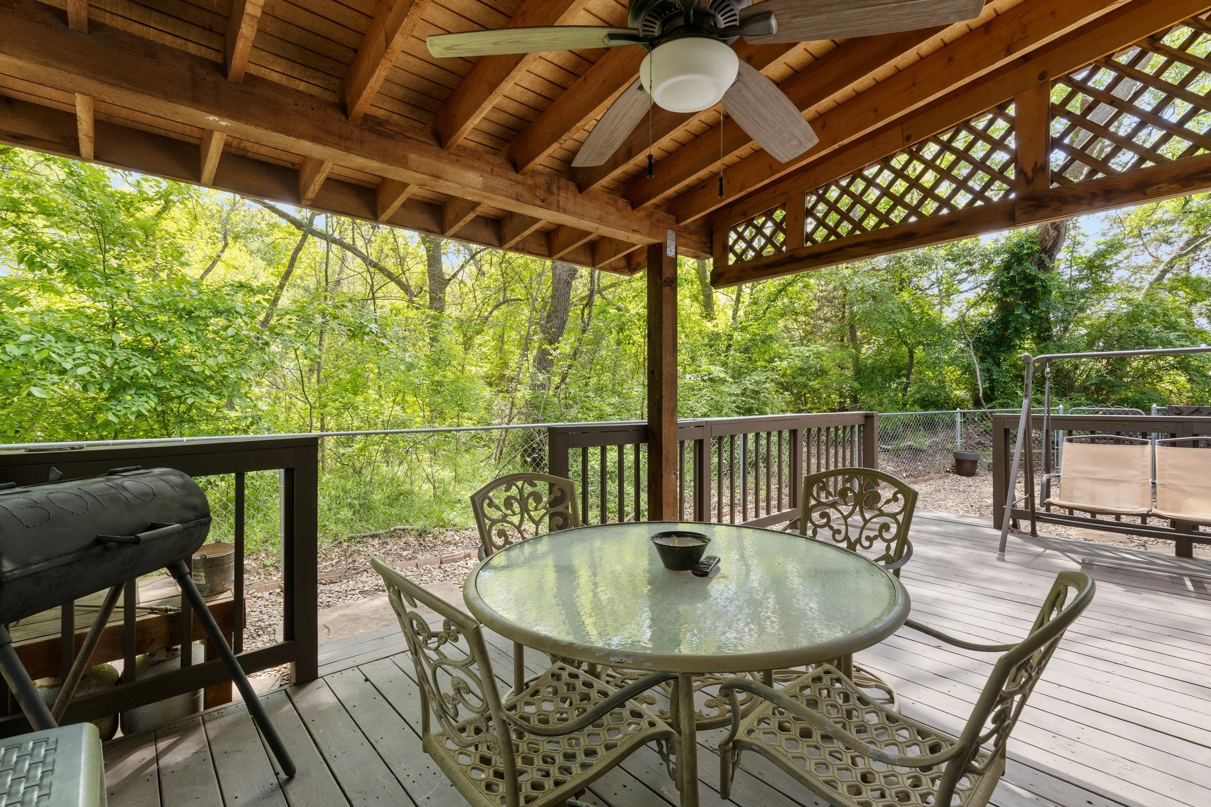 Guest house back porch (2).jpg