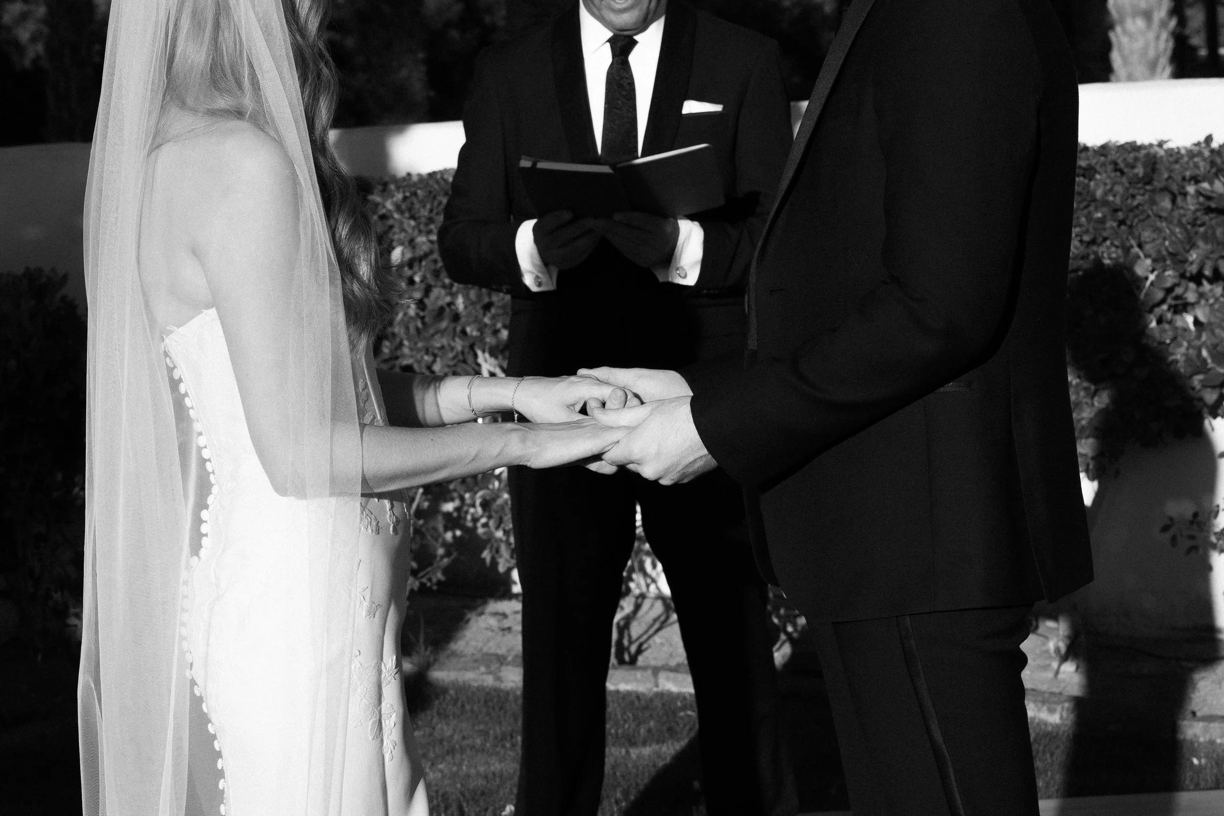 Emily & Connor Previews-42.jpg