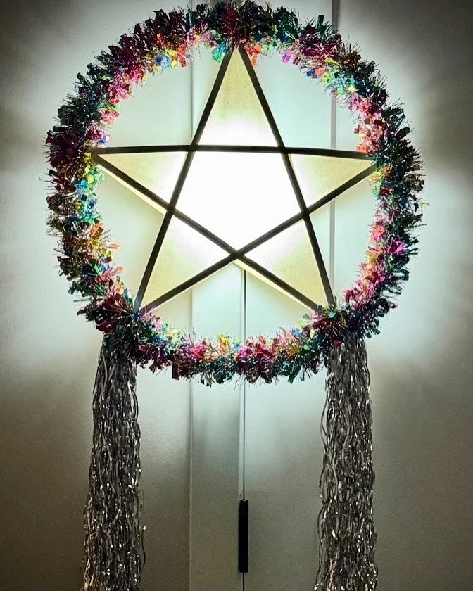 ⭐️PAROL GIVEAWAY!!!🌟 

Steps to enter:
1. Like this post
2. Follow @filamstorylady 
3. Comment &ldquo;Time to shine!&rdquo; on this post! 

We will draw a name next Friday for the winner and mail you the parol! 

Tag someone in the comments and that