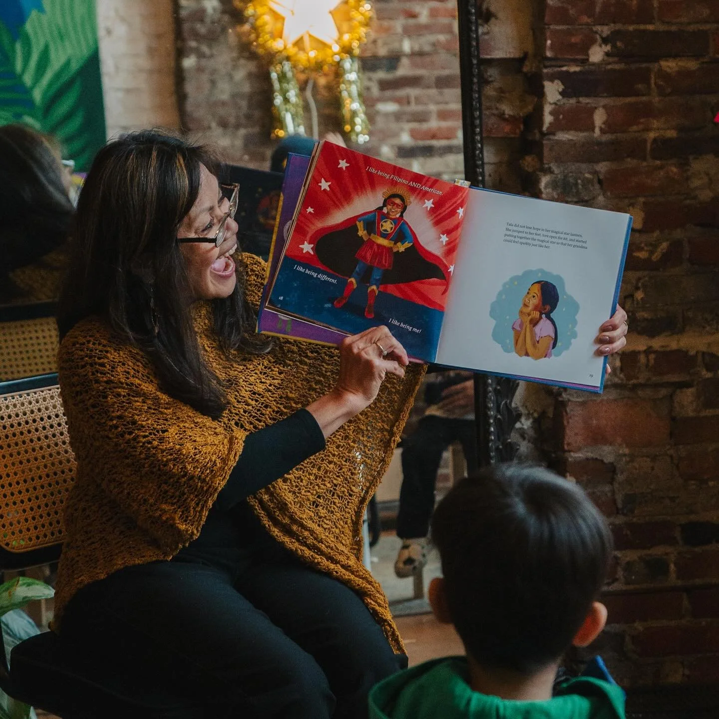 My second stop in Philly! Special thanks to Raquel and Tam @babysphl for hosting a reading of Time to Shine at Baby&rsquo;s Kusina and Market. They were the perfect hosts, providing us with specially crafted patis lattes and opening up their coffee b