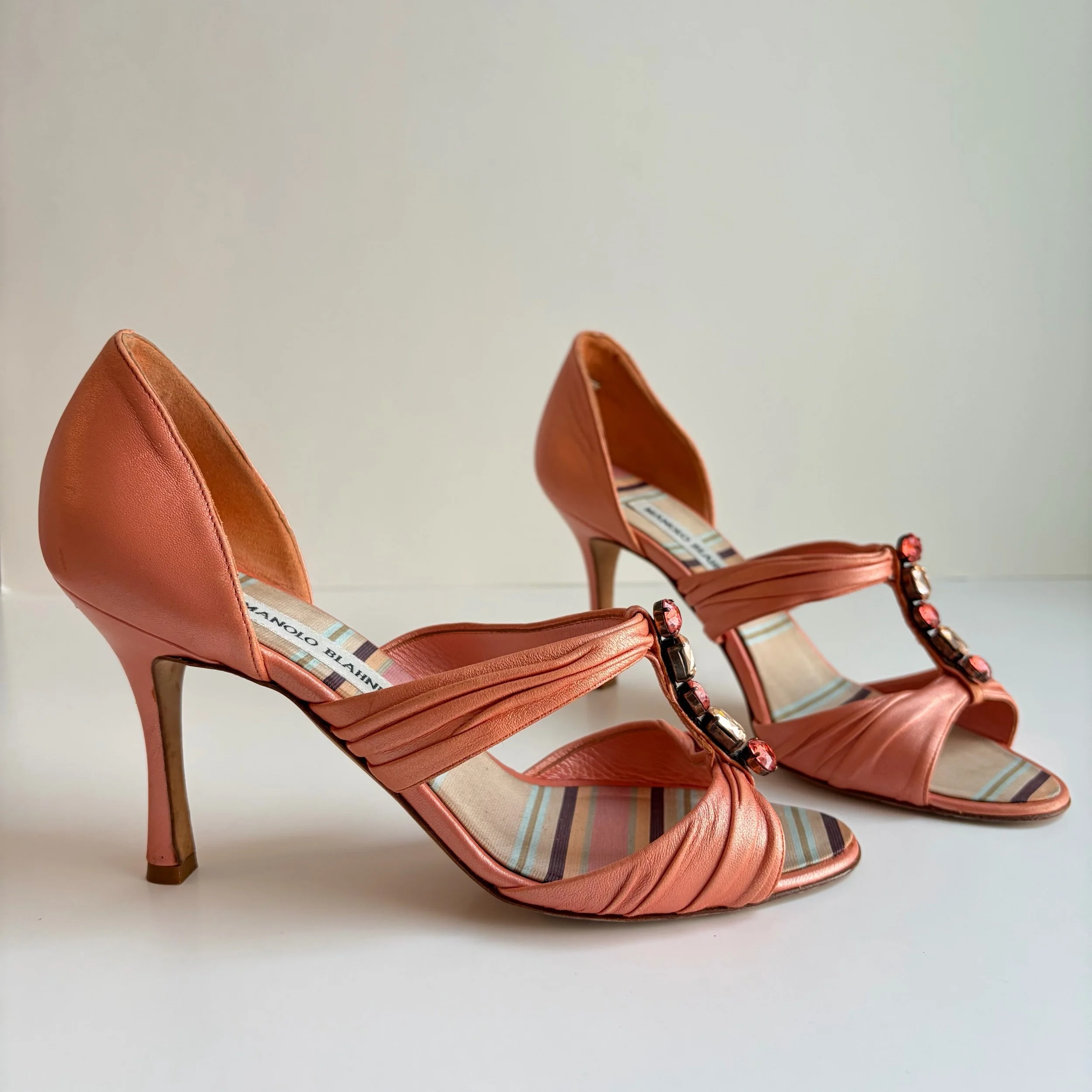 Vtg Coral Jeweled Manolos (39) — image 6