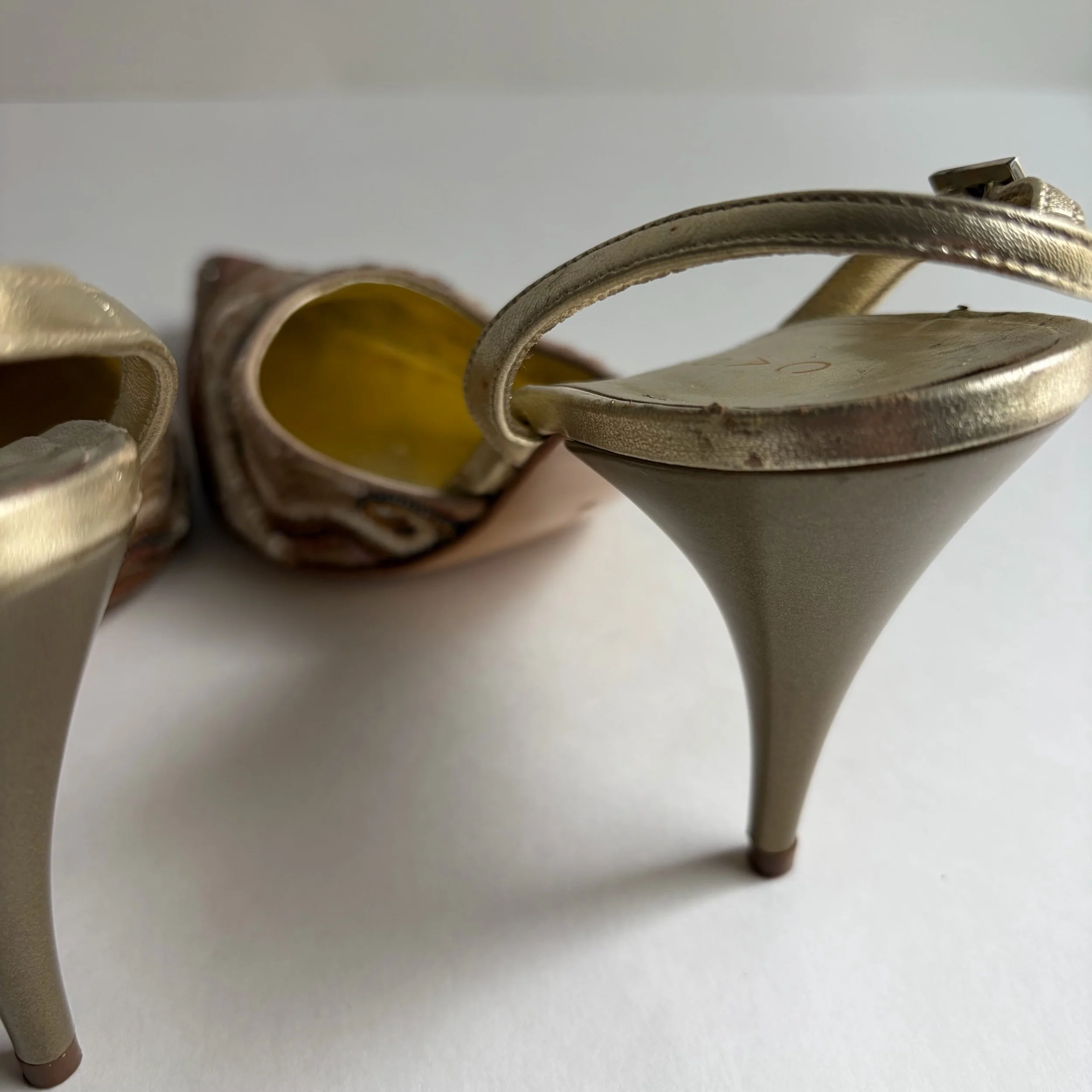Vtg Casadei Bronzey Sands Sequin Heels (38) — image 4