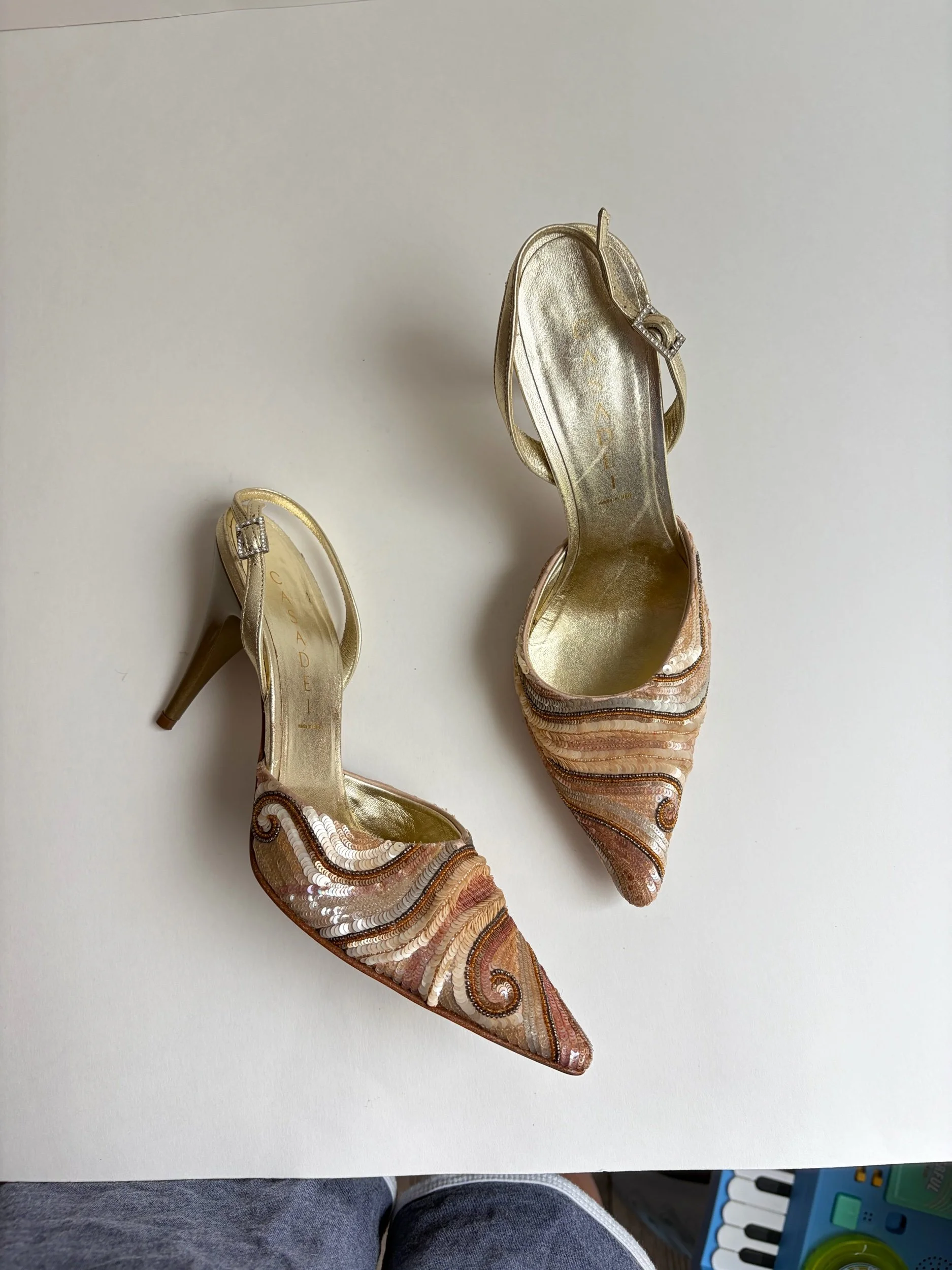 Vtg Casadei Bronzey Sands Sequin Heels (38) — image 9