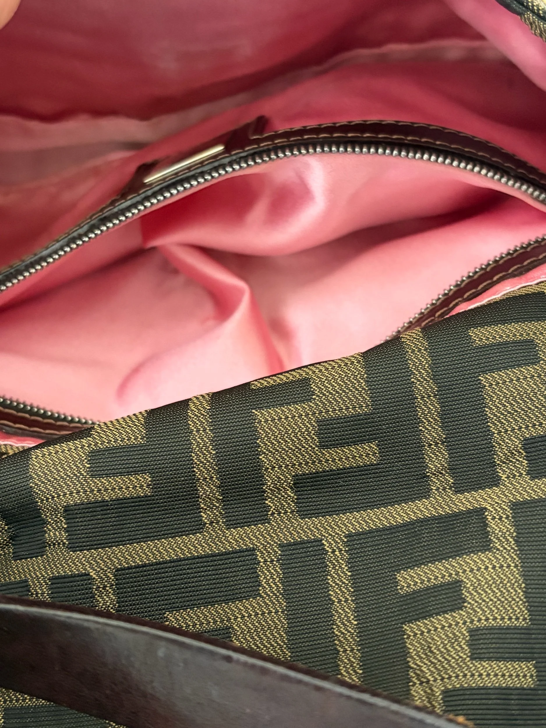 Vintage Fendi Embroidered Zucca Baguette — image 7