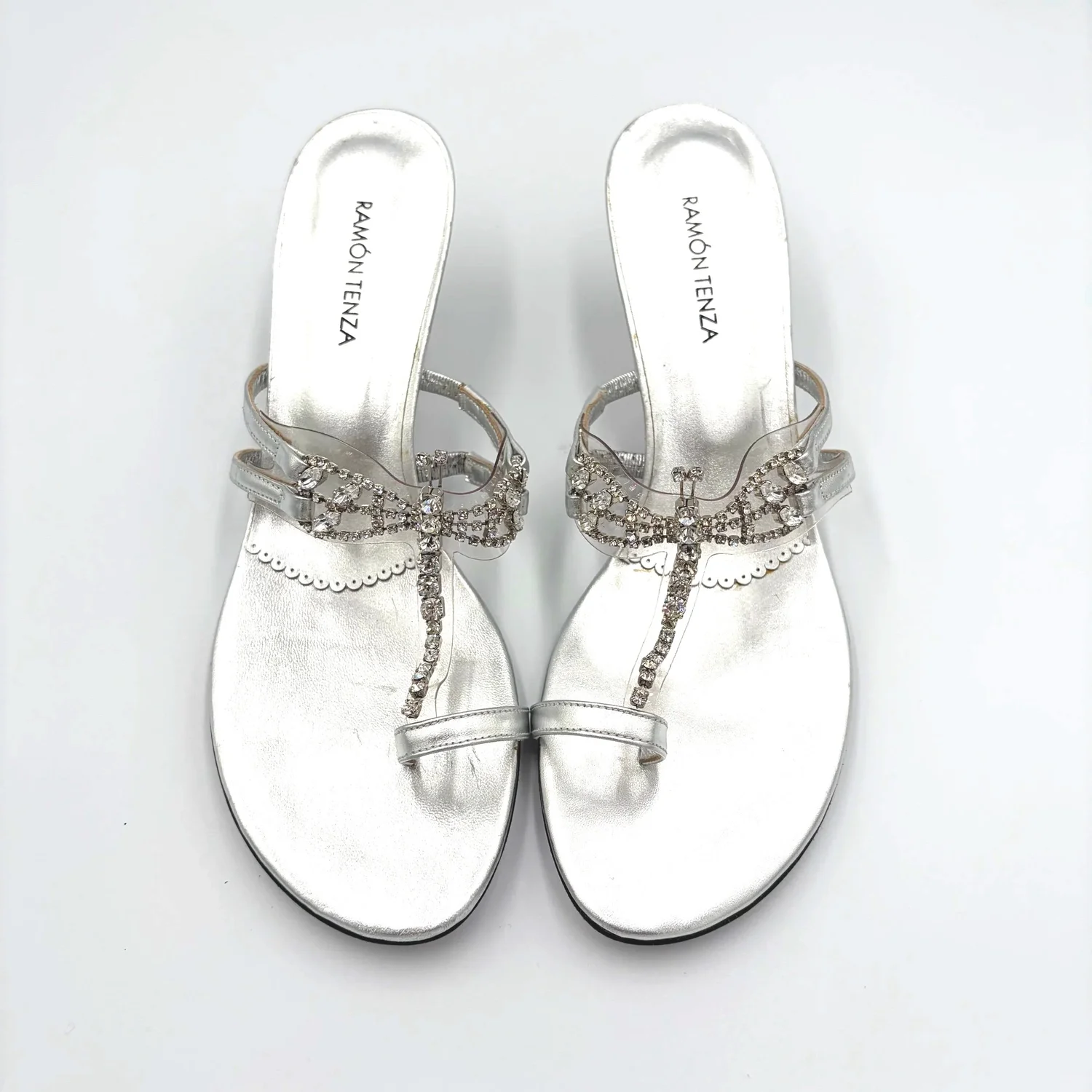 Ramon Tenza Silver Dragonfly Kitten Heels (US 8)
