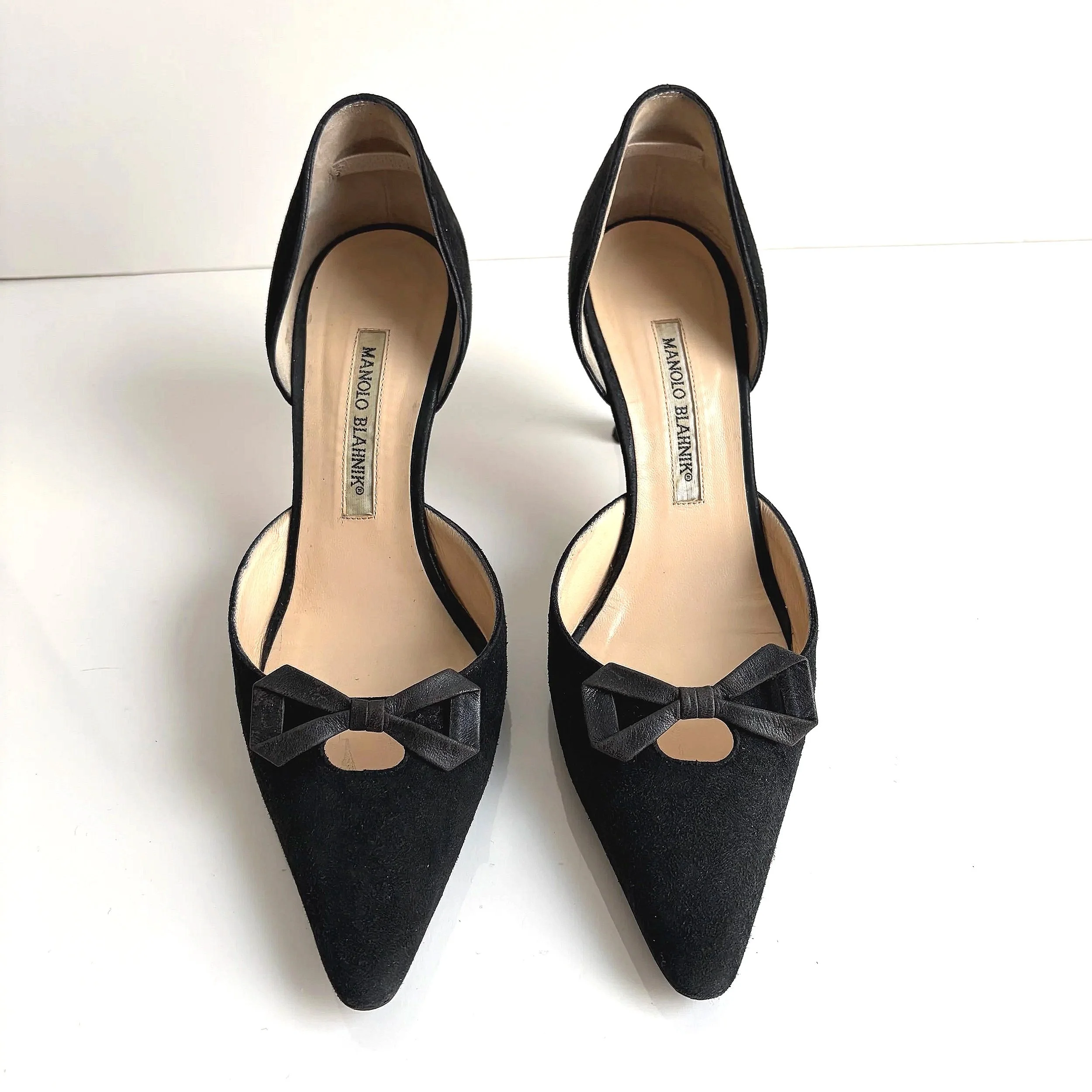 Manolo Blahnik Suede Bow Kitten Heels (38)