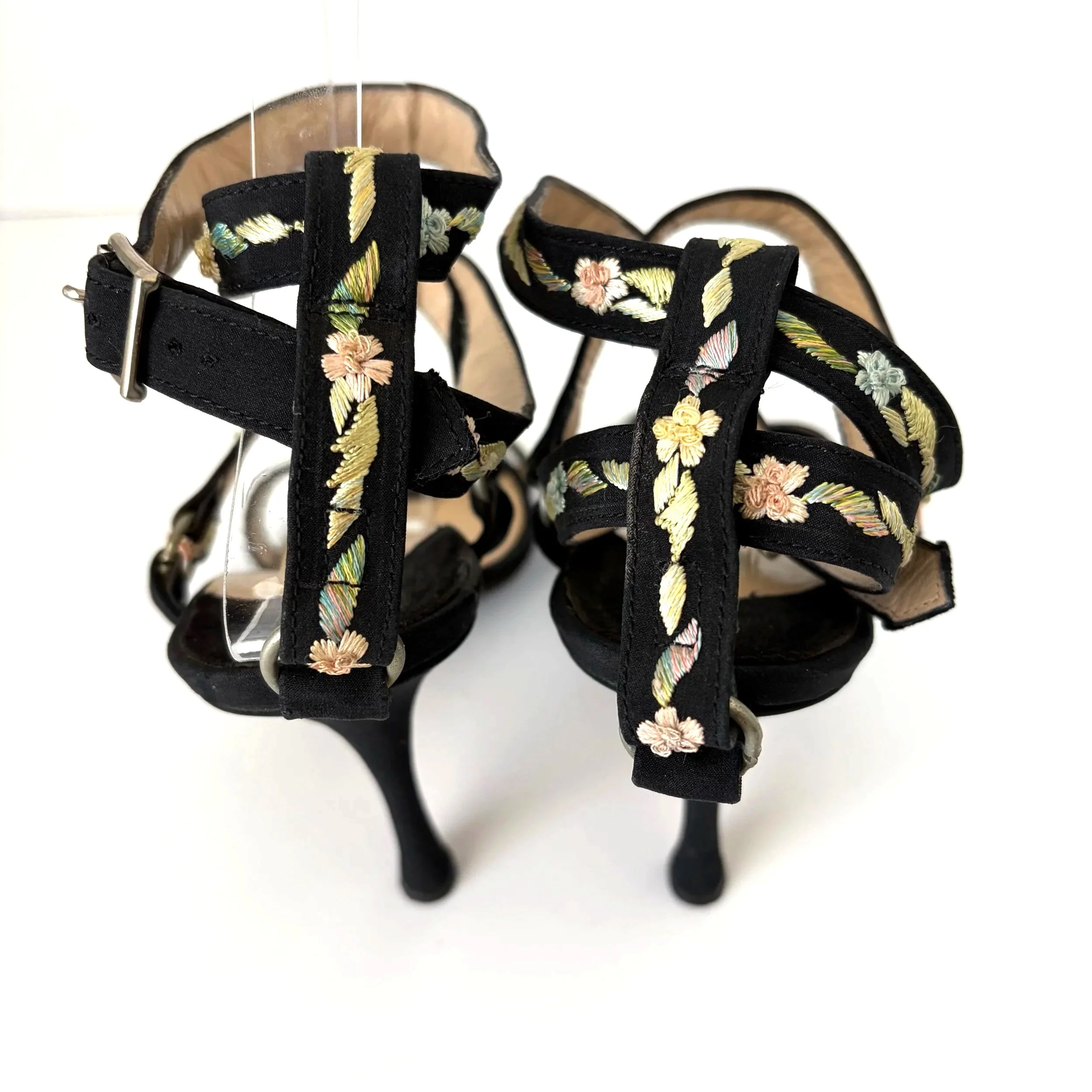 Vintage Embroidered Manolo Blahniks (38) — image 4