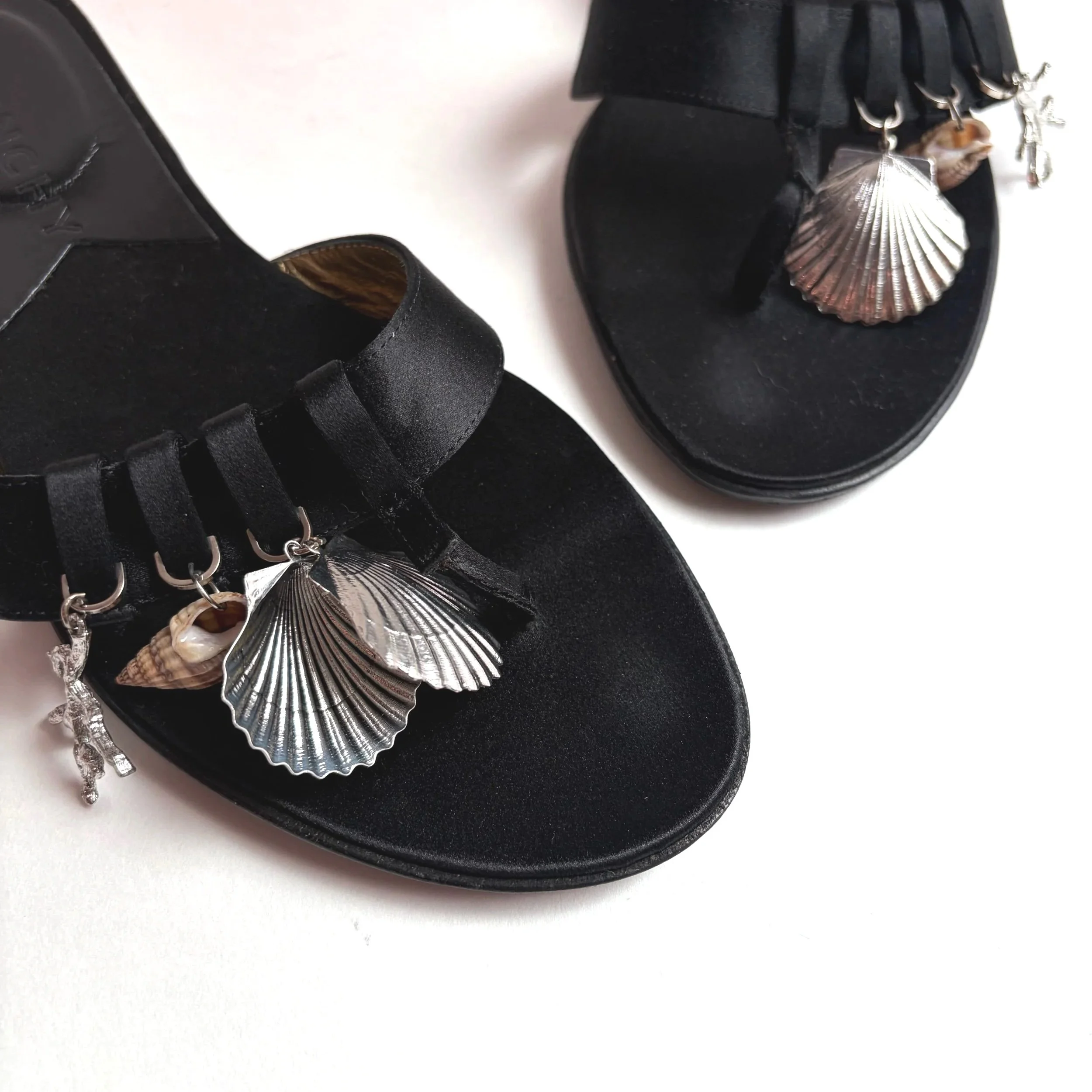 Givenchy Satin Black Seashell Sandals (35.5) — image 2