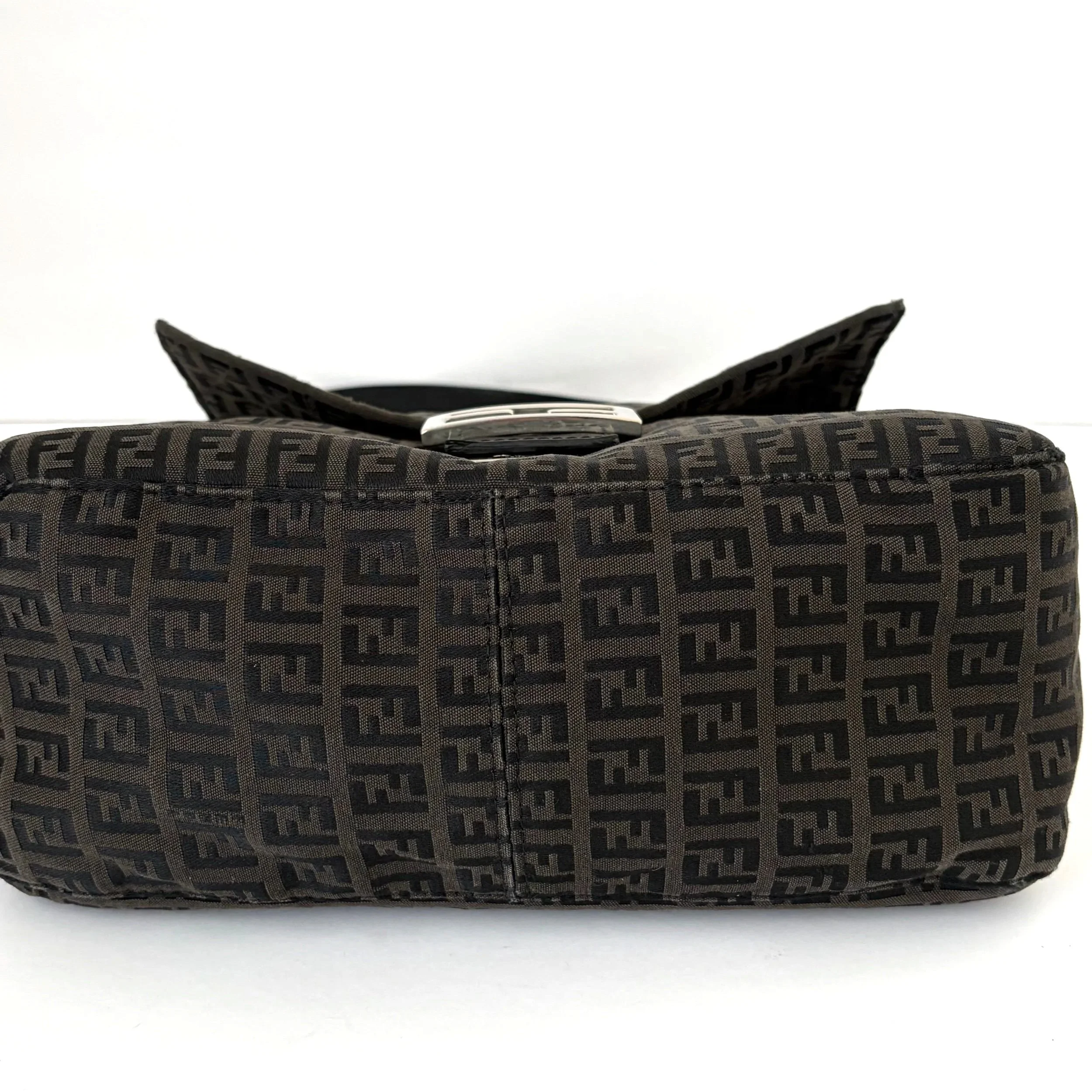 Fendi Black/Dark Grey Mamma Baguette — image 4