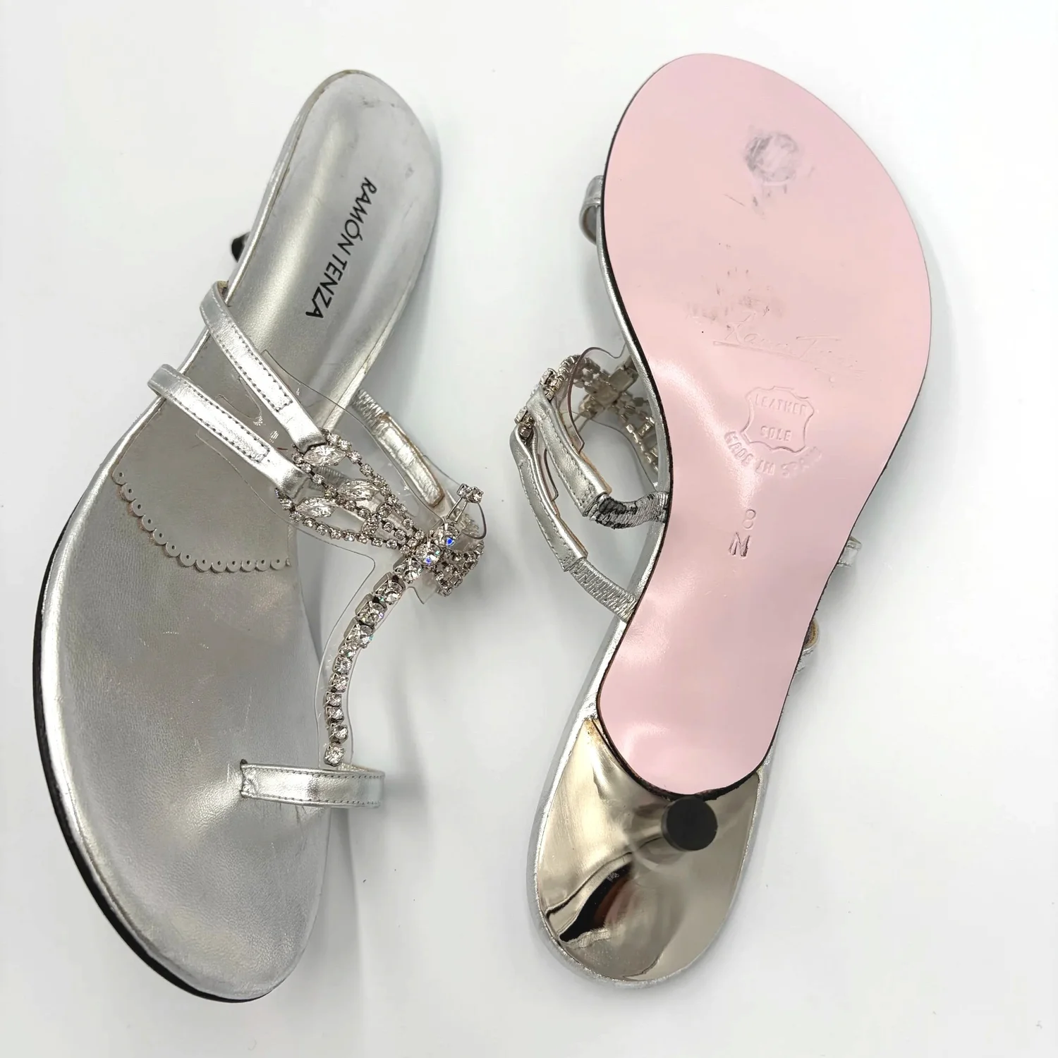 Ramon Tenza Silver Dragonfly Kitten Heels (US 8)