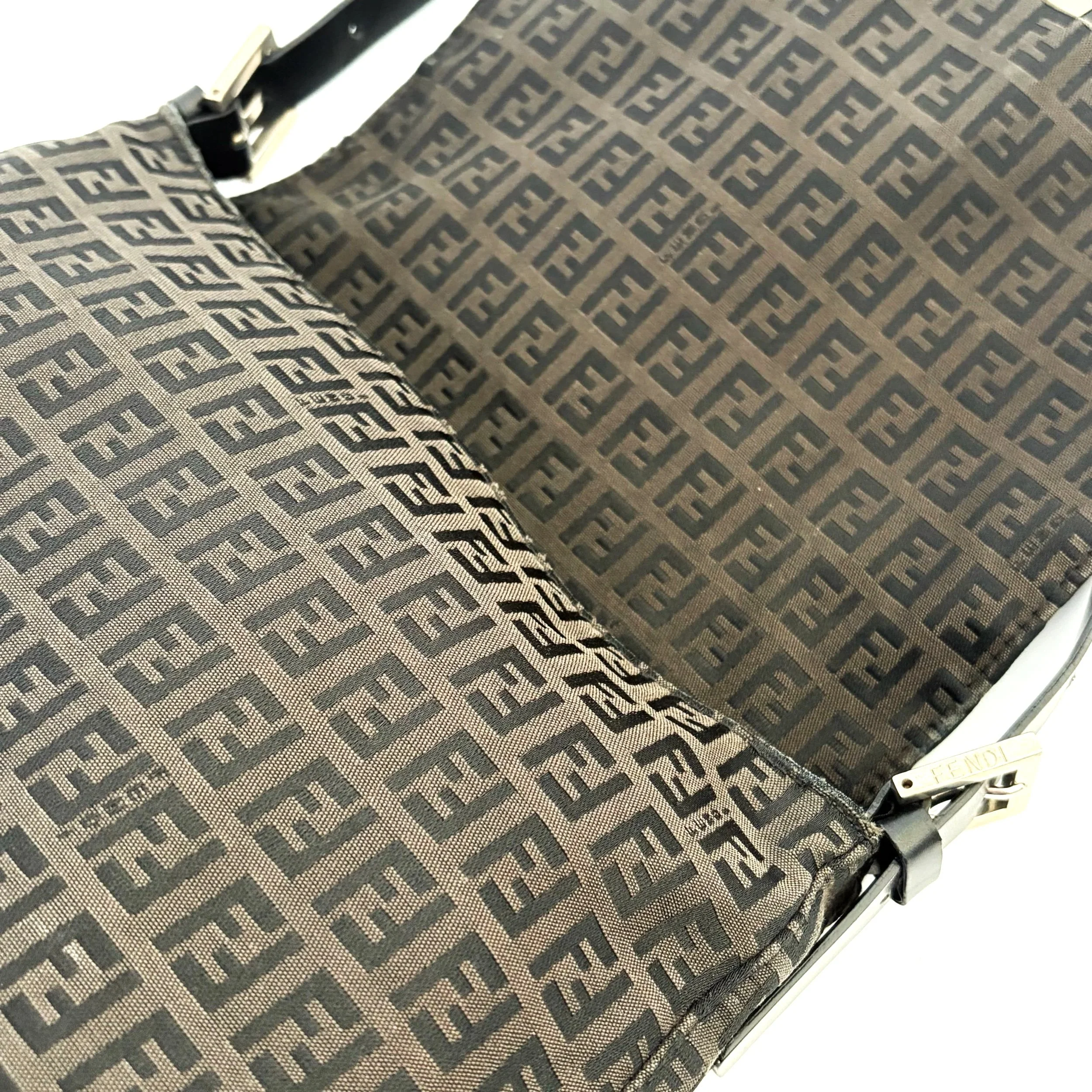 Fendi Black/Dark Grey Mamma Baguette — image 5