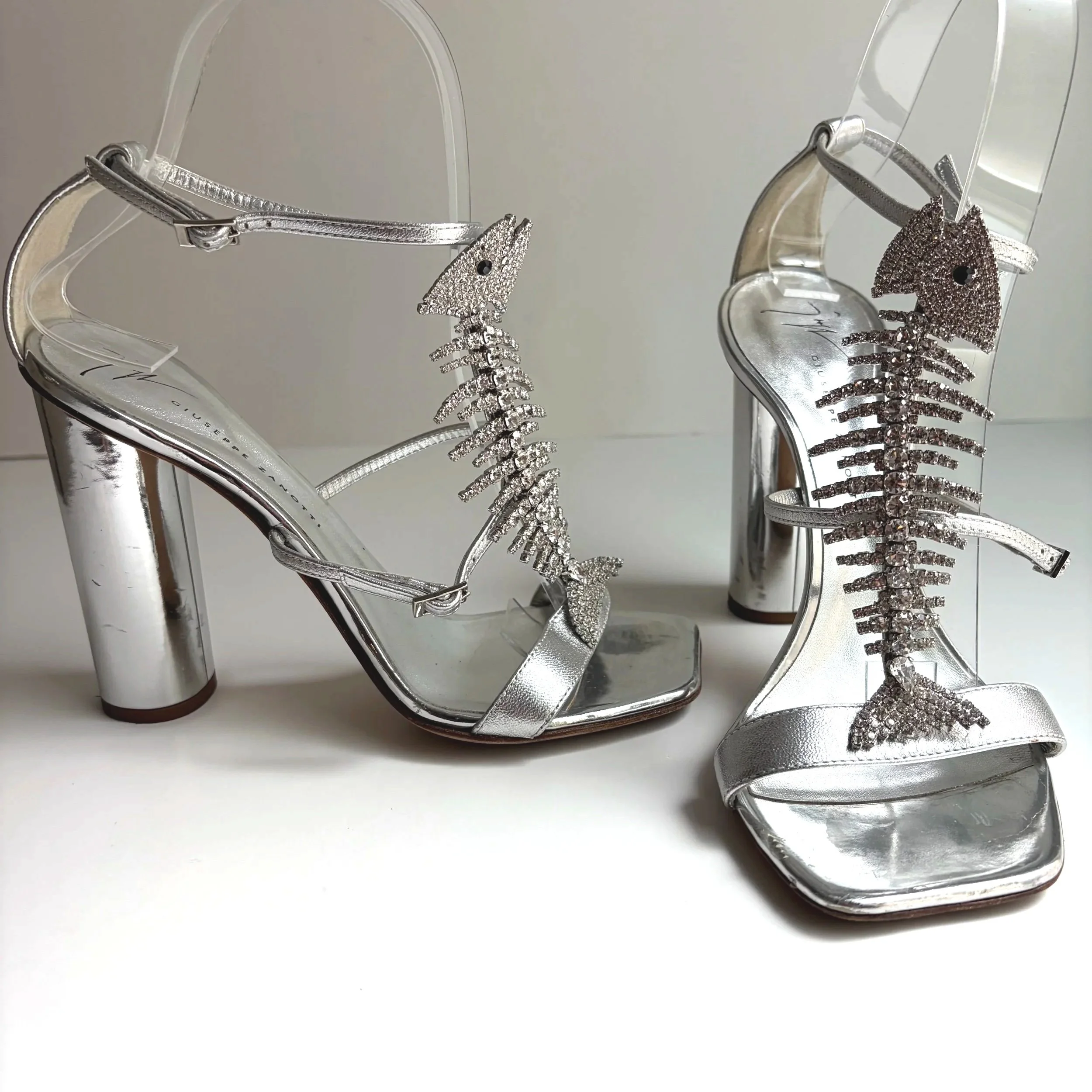 Vtg Giuseppe Zanotti Fishbone Heels (37) — image 3