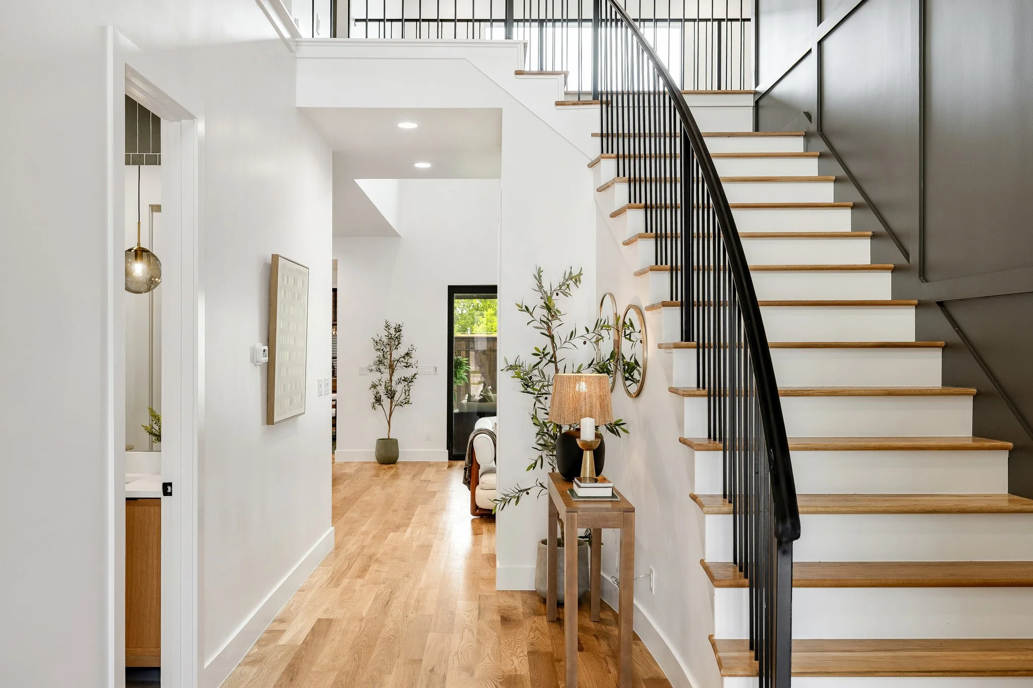 5-web-or-mls-3884_Cortez_Dr_Dallas.jpg