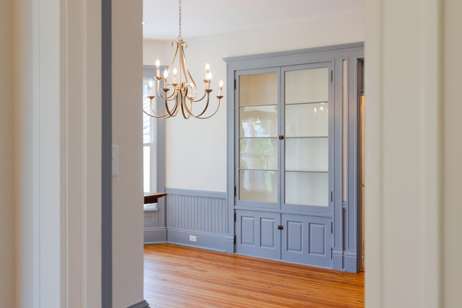 kitchen-remodel-with-custom-windows.jpg