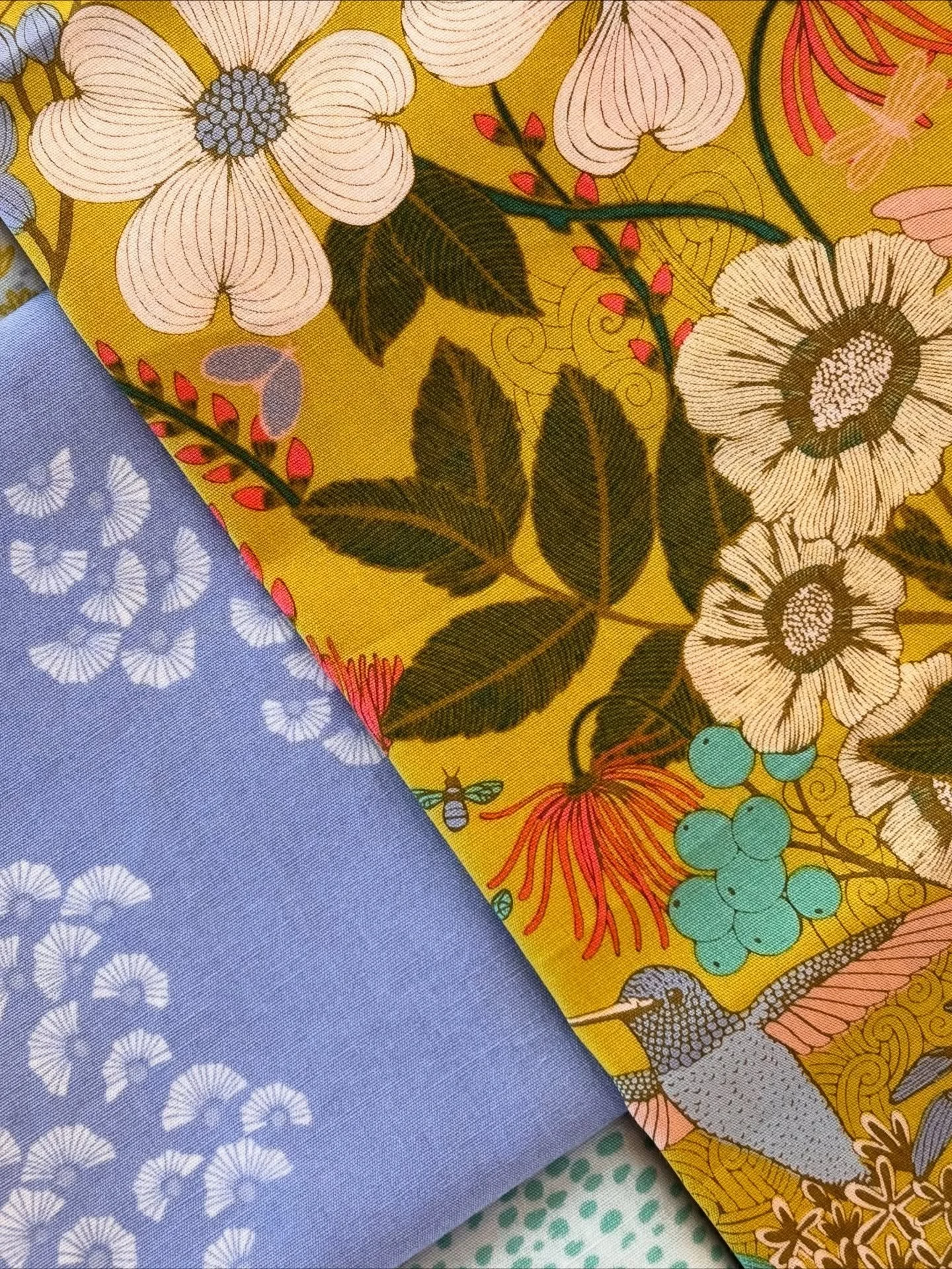 Another look at the latest fabric collection I did with @artgalleryfabrics - called Stillwater. Based on a lovely lake I visited while on vacation in Utah. Look for it in your favorite fabric store or online! 

#agfstillwater #fabriccollection #katie