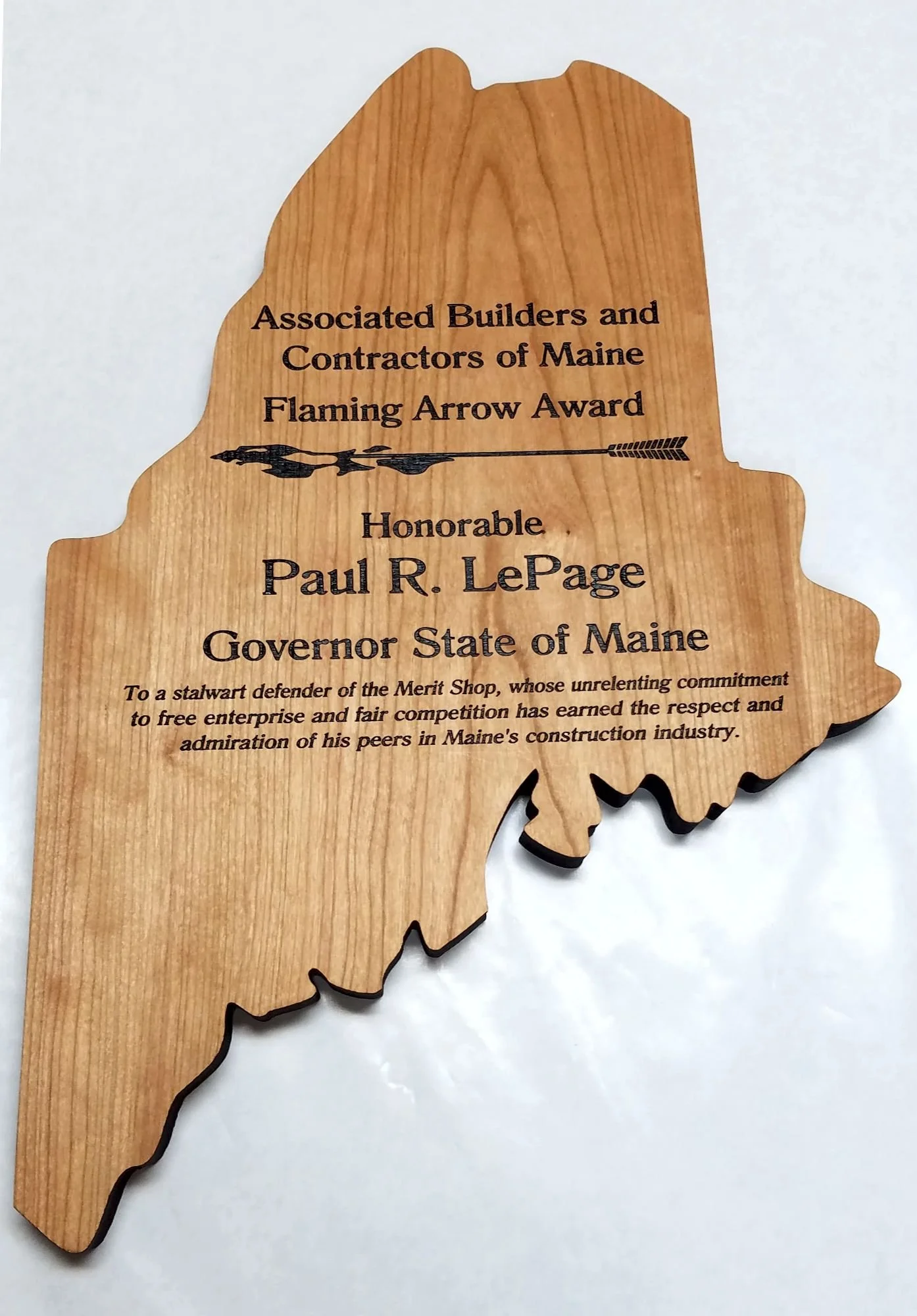 custom-maine-shaped-plaques.jpg