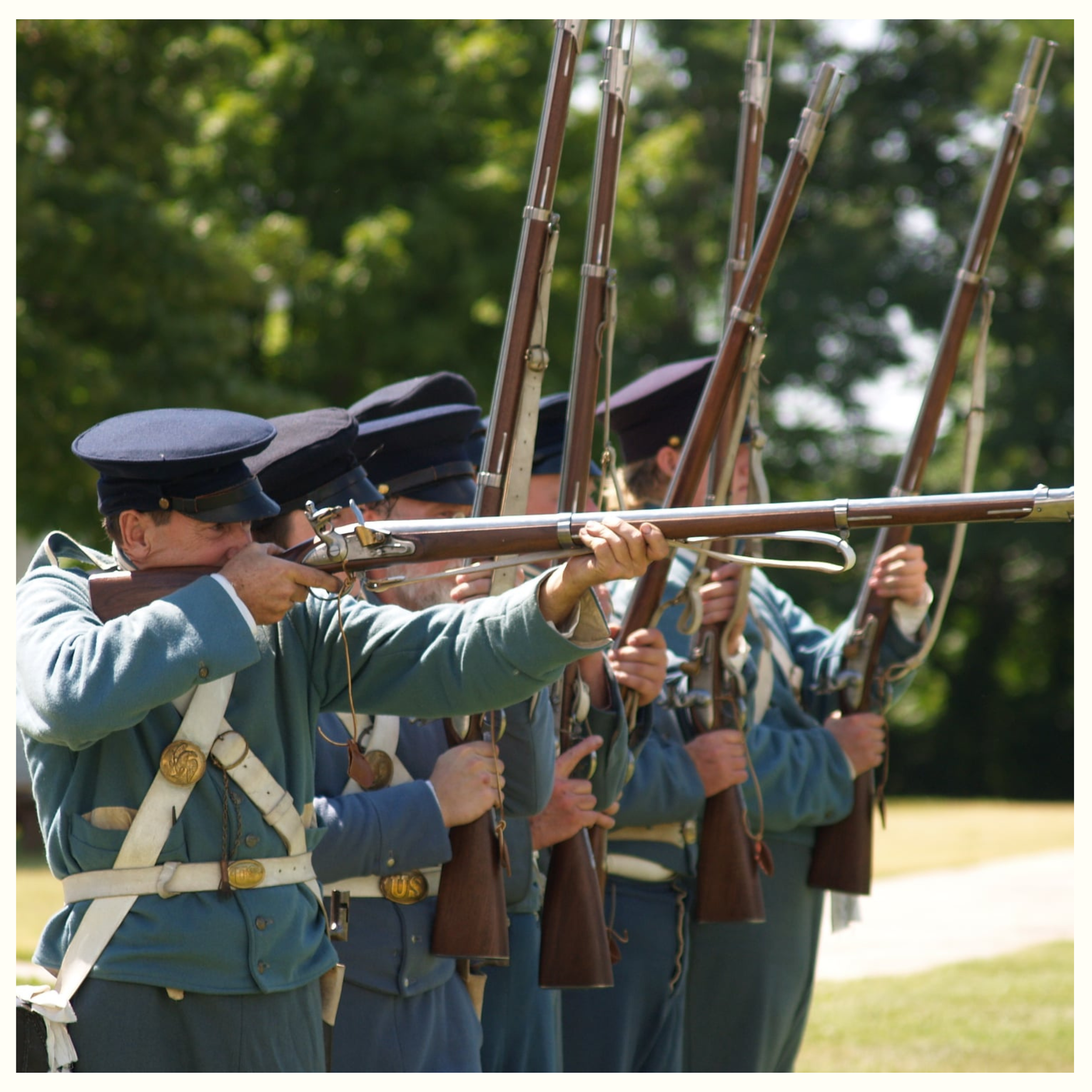 REINACTMENTS AT THE FORT