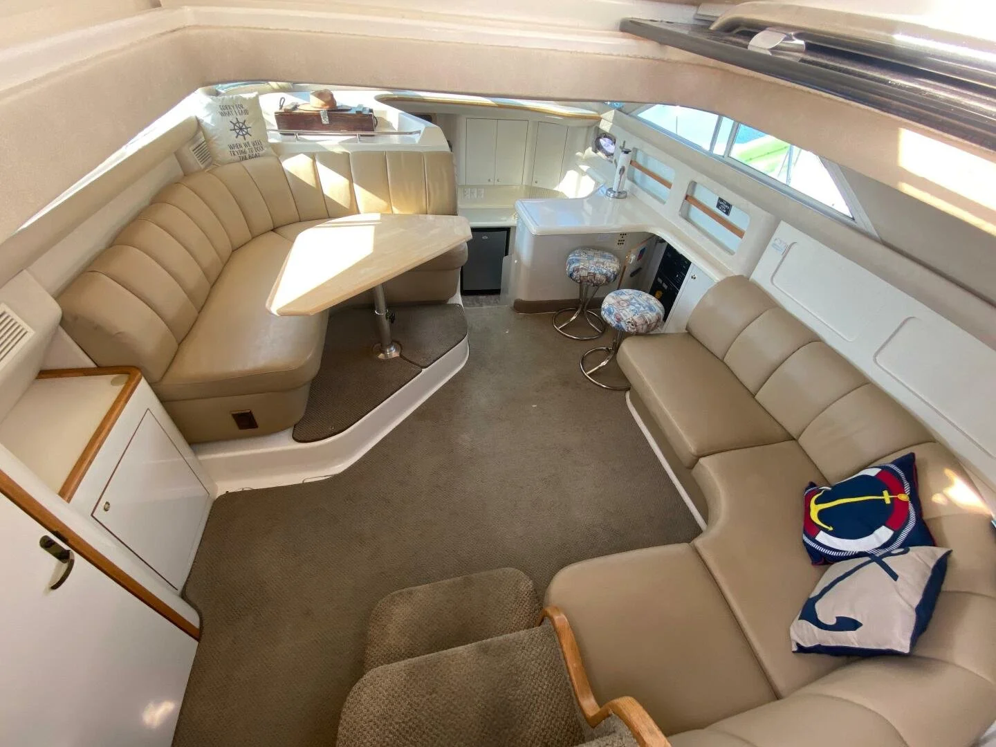 1996_420 Aft Cabin_c_026.jpg