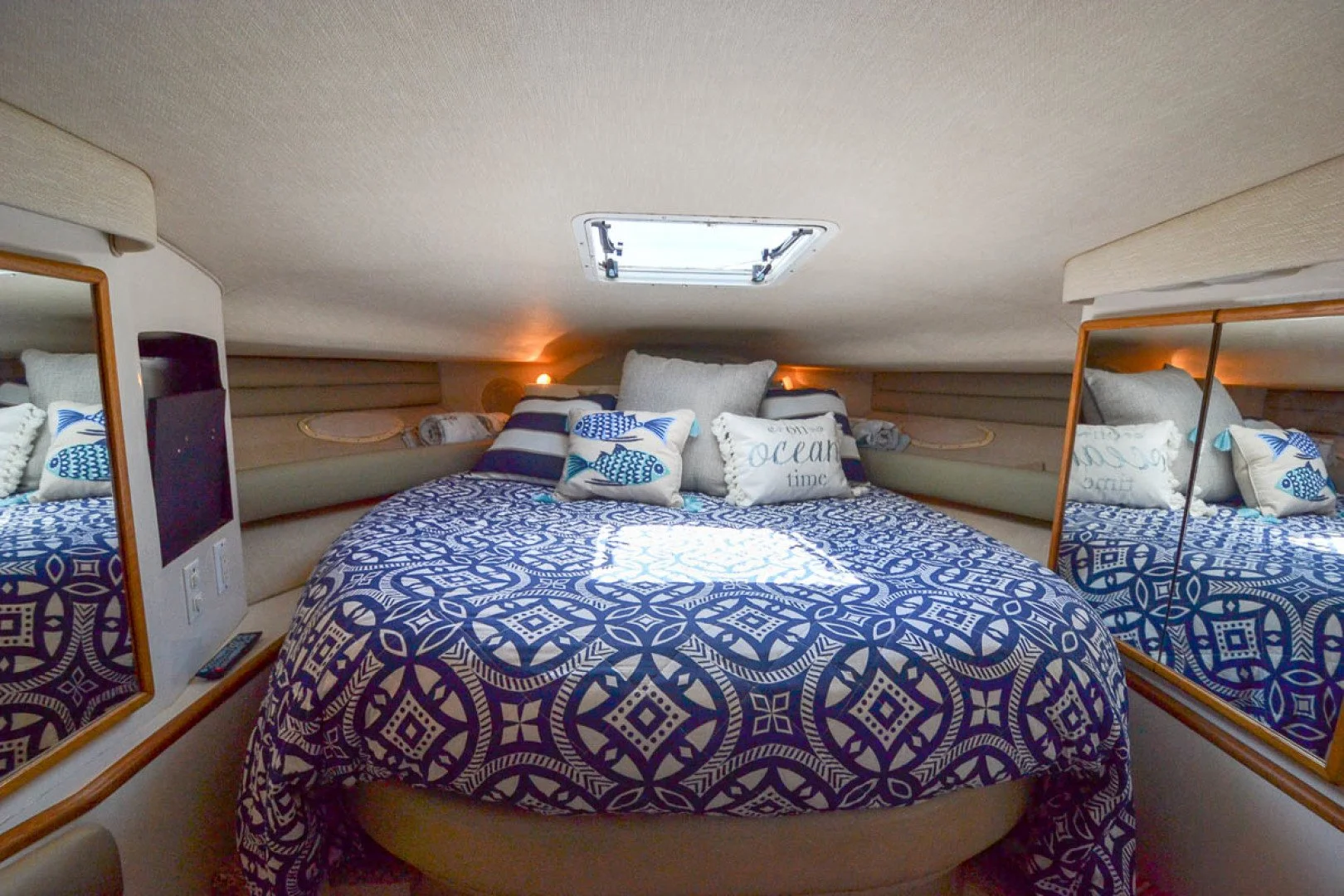 1996_400 Express Cruiser__a__028.jpg