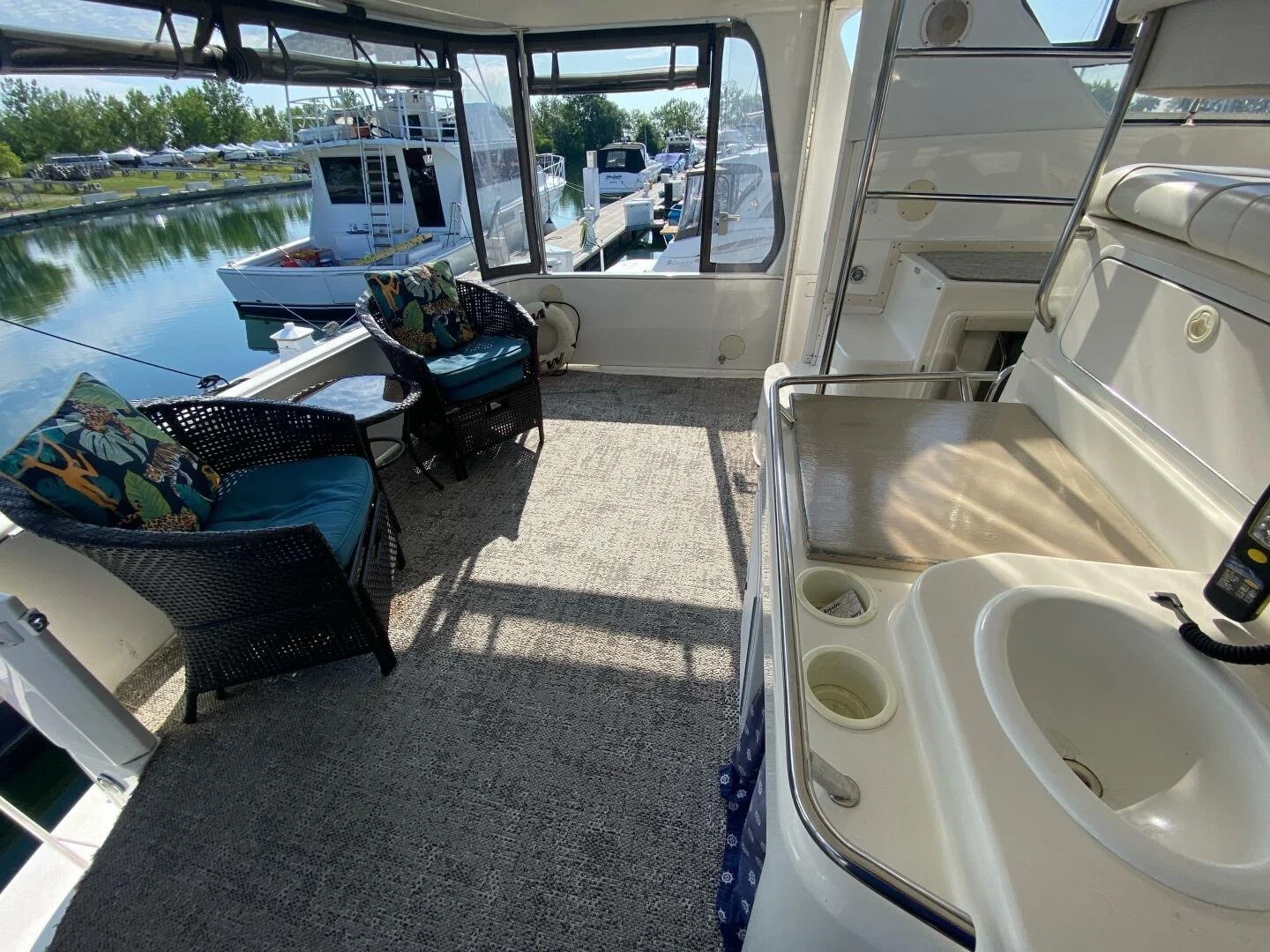 1996_420 Aft Cabin_c_016.jpg