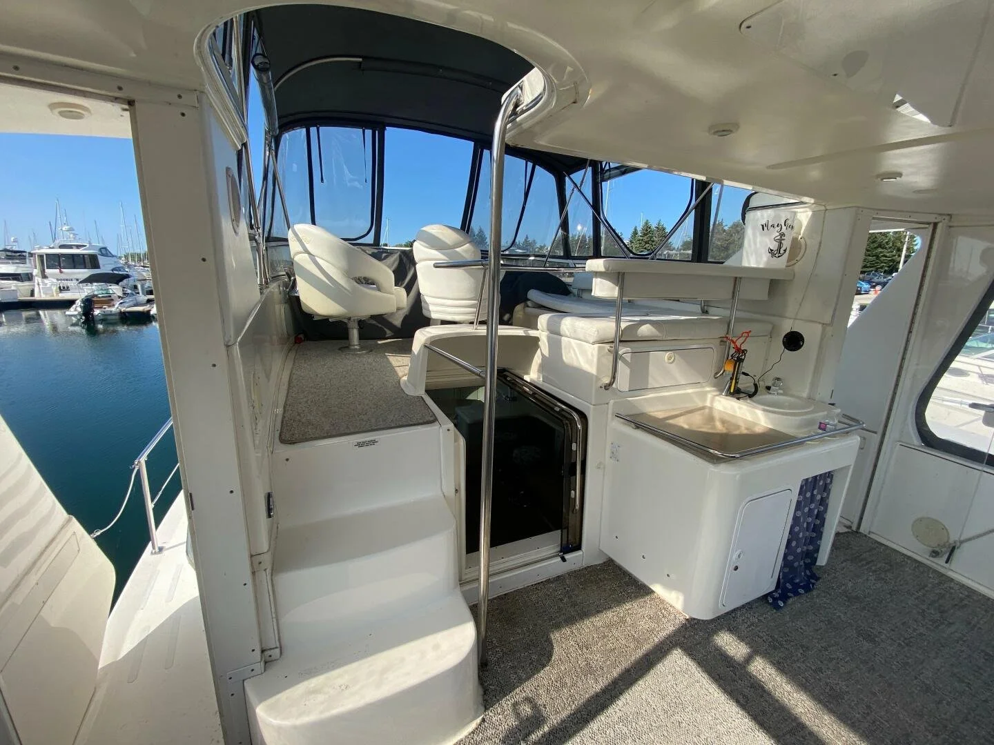 1996_420 Aft Cabin_c_019.jpg