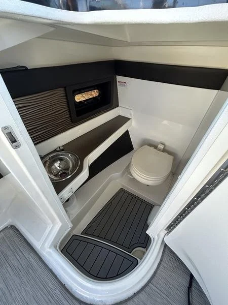 2018_280 SLX_a_010.jpg