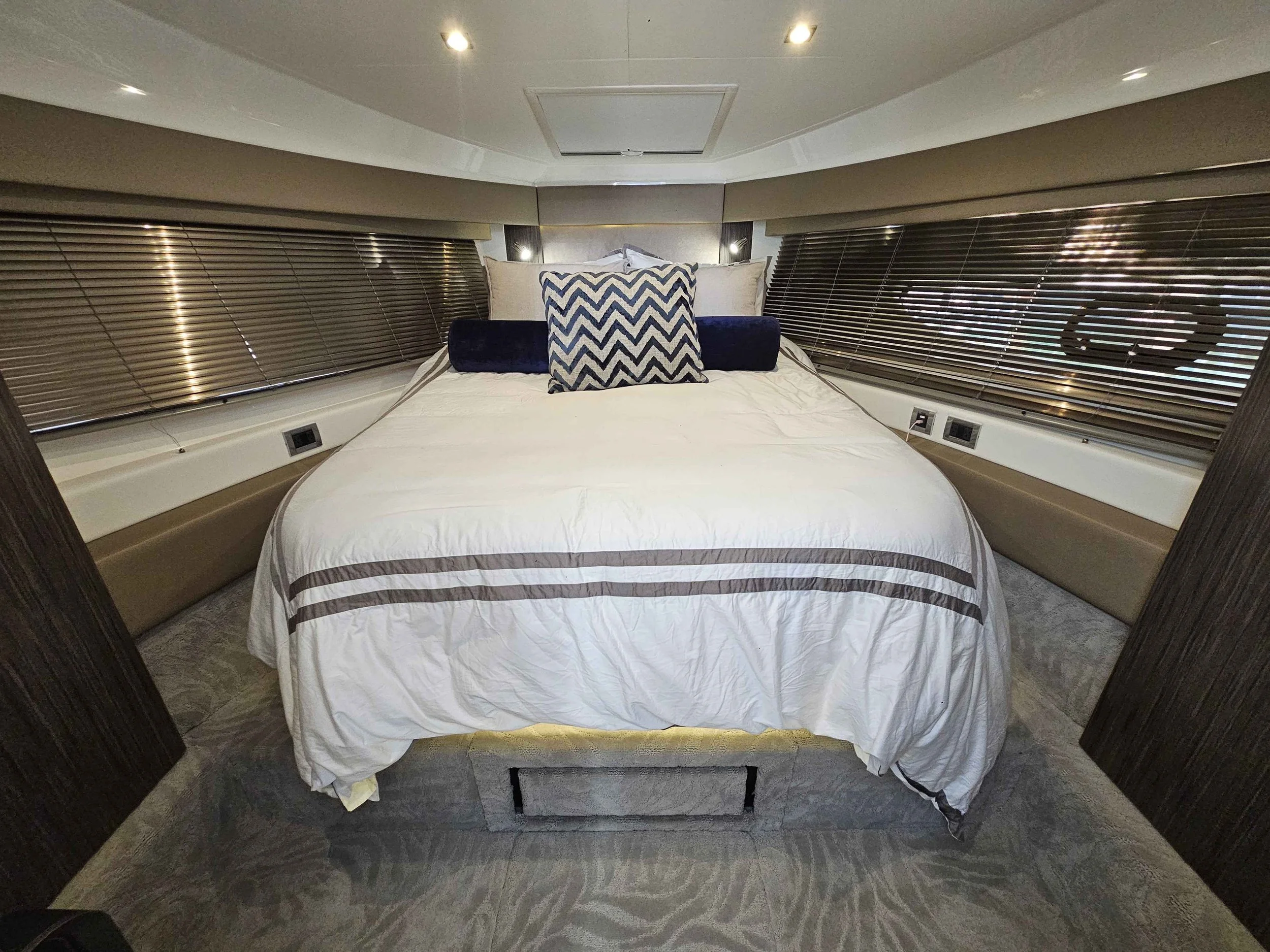 460 FLY_2018_a_030.jpg