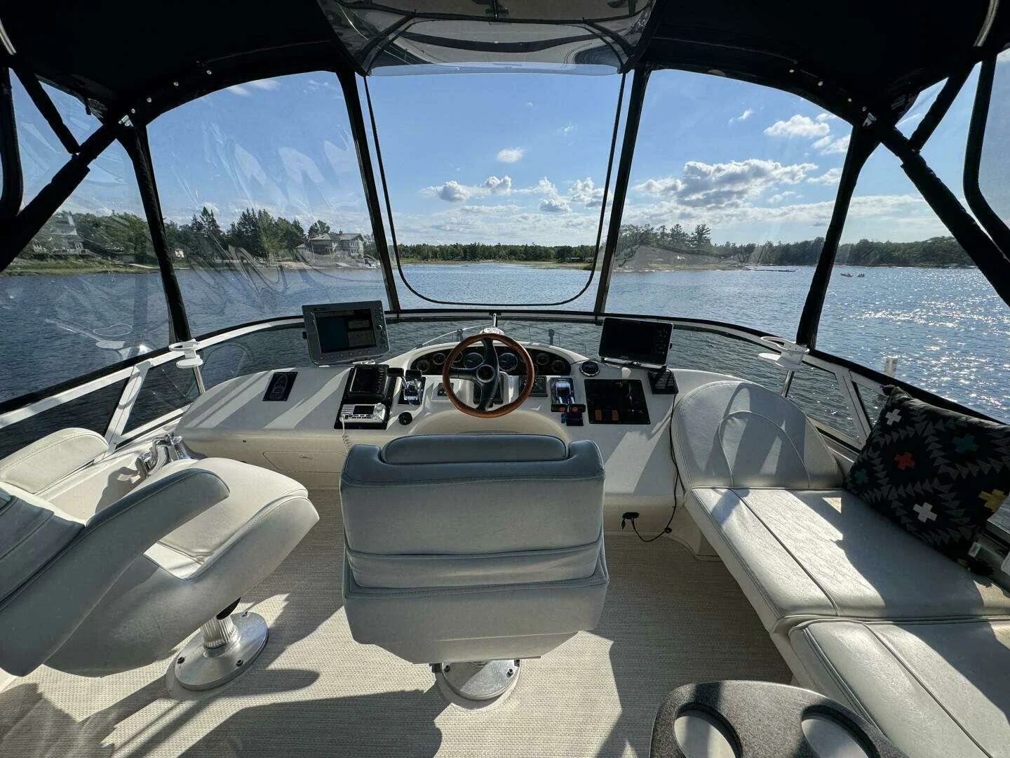 1998_400 Sedan Bridge_a_039.jpg