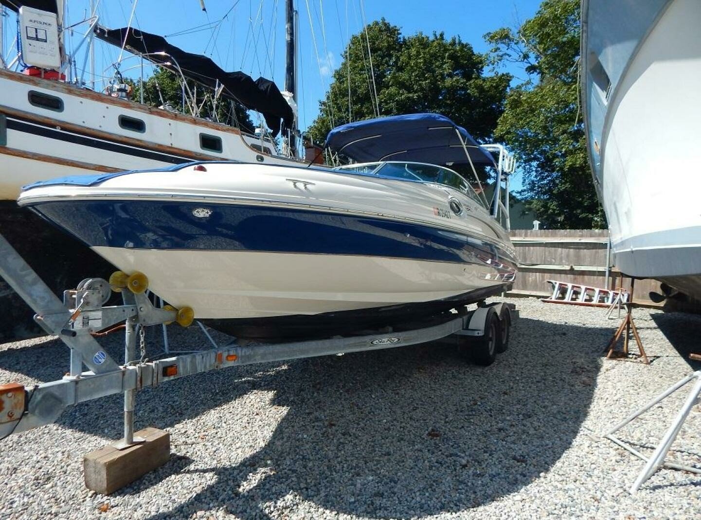 2004_240 Sundeck_a_001.jpg