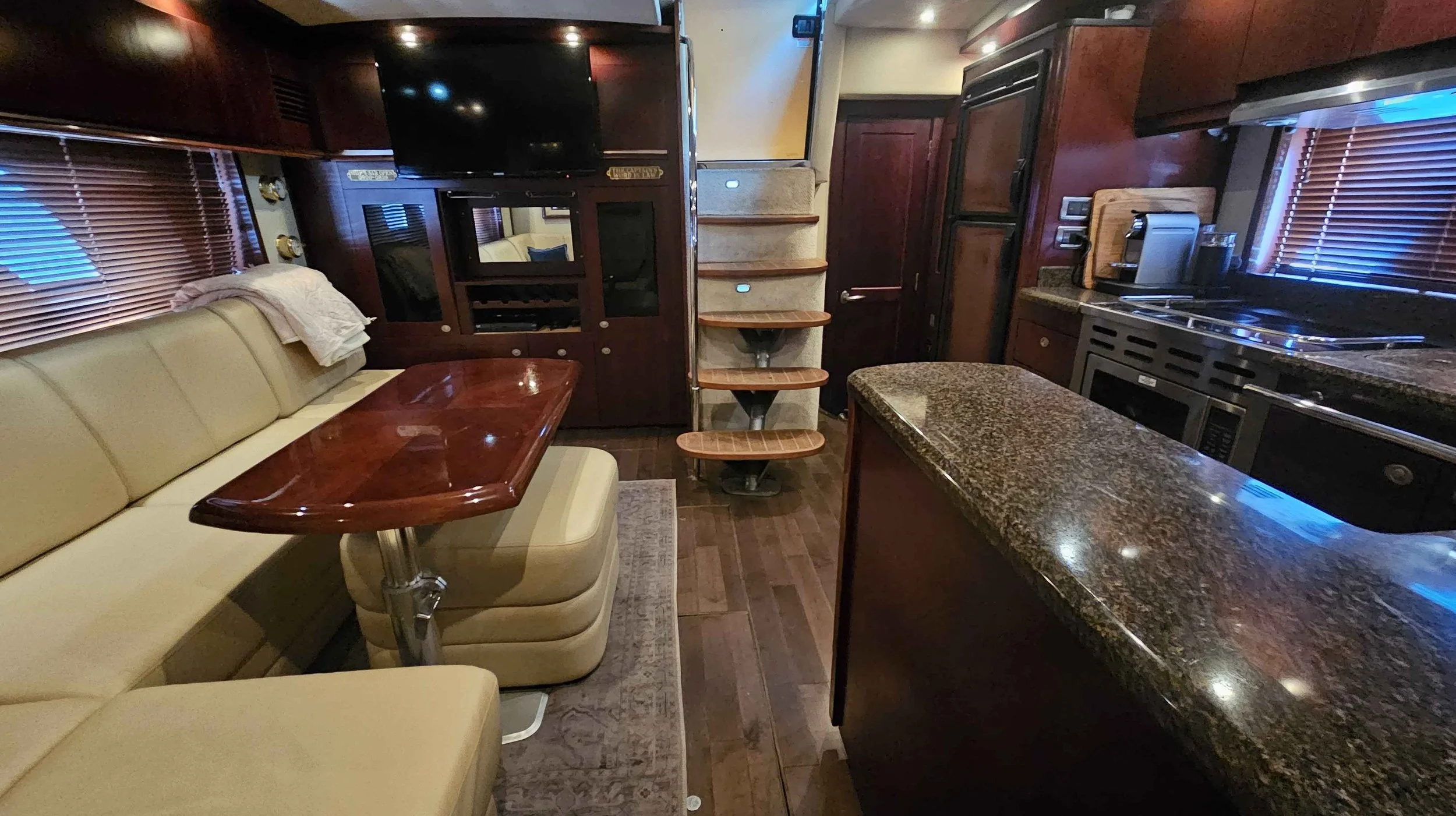 48 Sundancer_2006_a_020.jpg