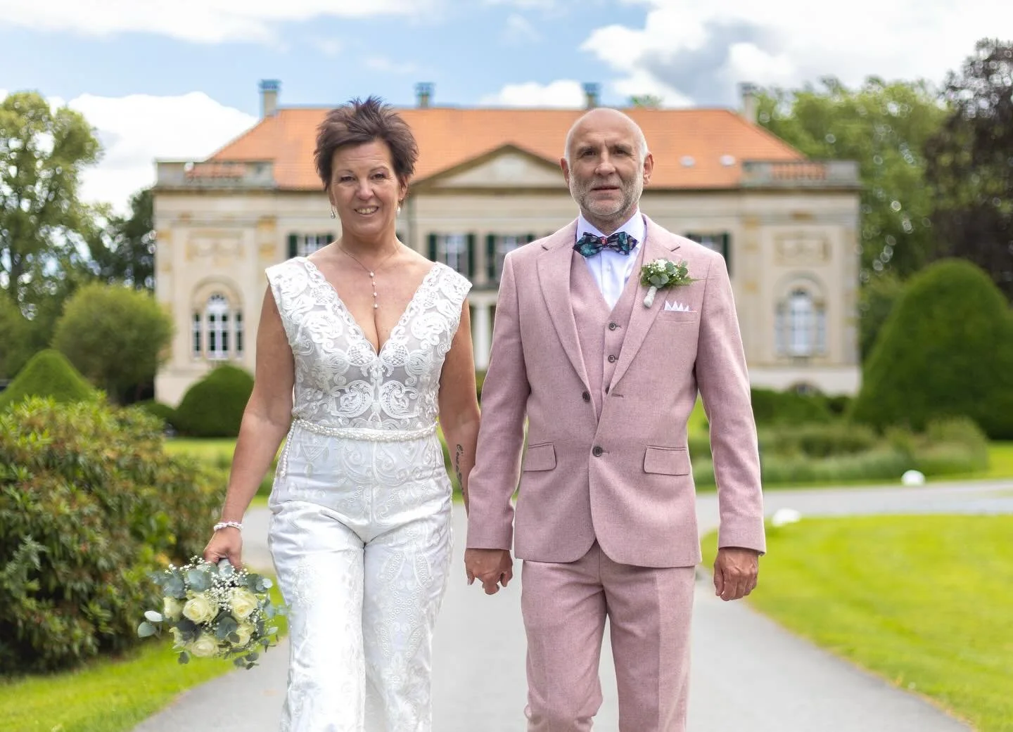 Und noch eines von einer wundervollen Hochzeit,die ich begleiten durfte im letzten Jahr ❤️

#wedding #m&uuml;nsterland #married #fotoshooting #fotografie #fotografin #warendorf