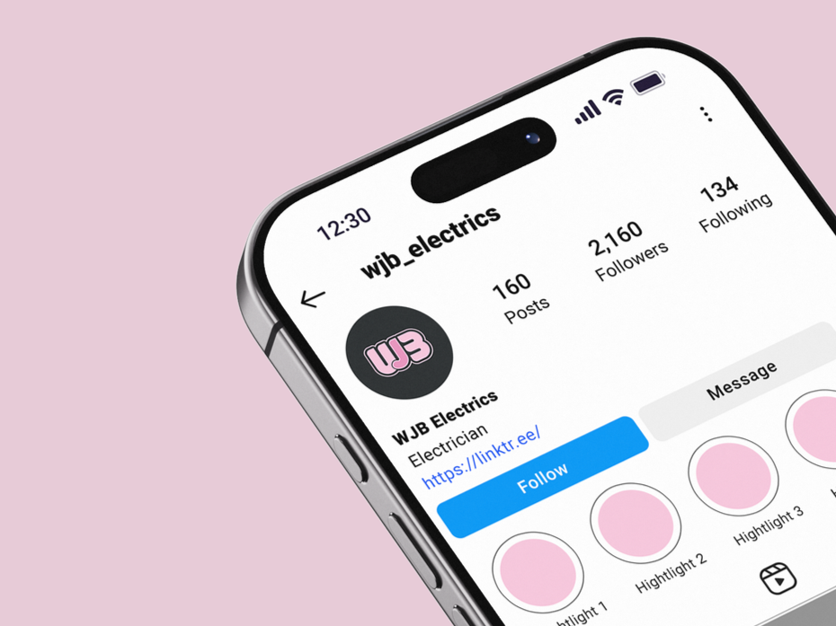 Free_iPhone_16_Mockup_2.png