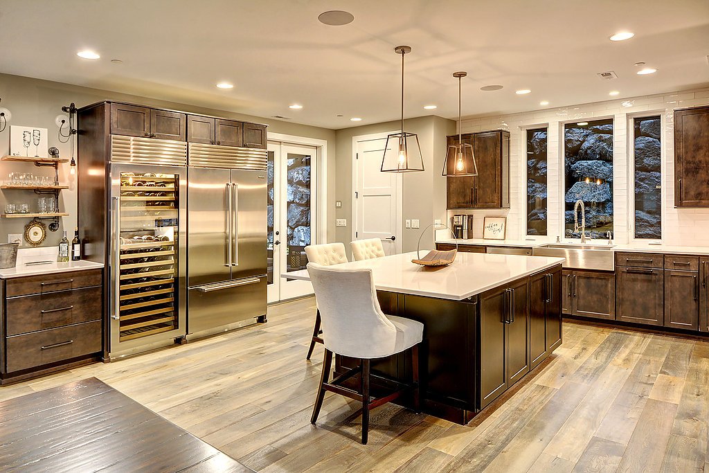 Kitchen 2 M.jpg
