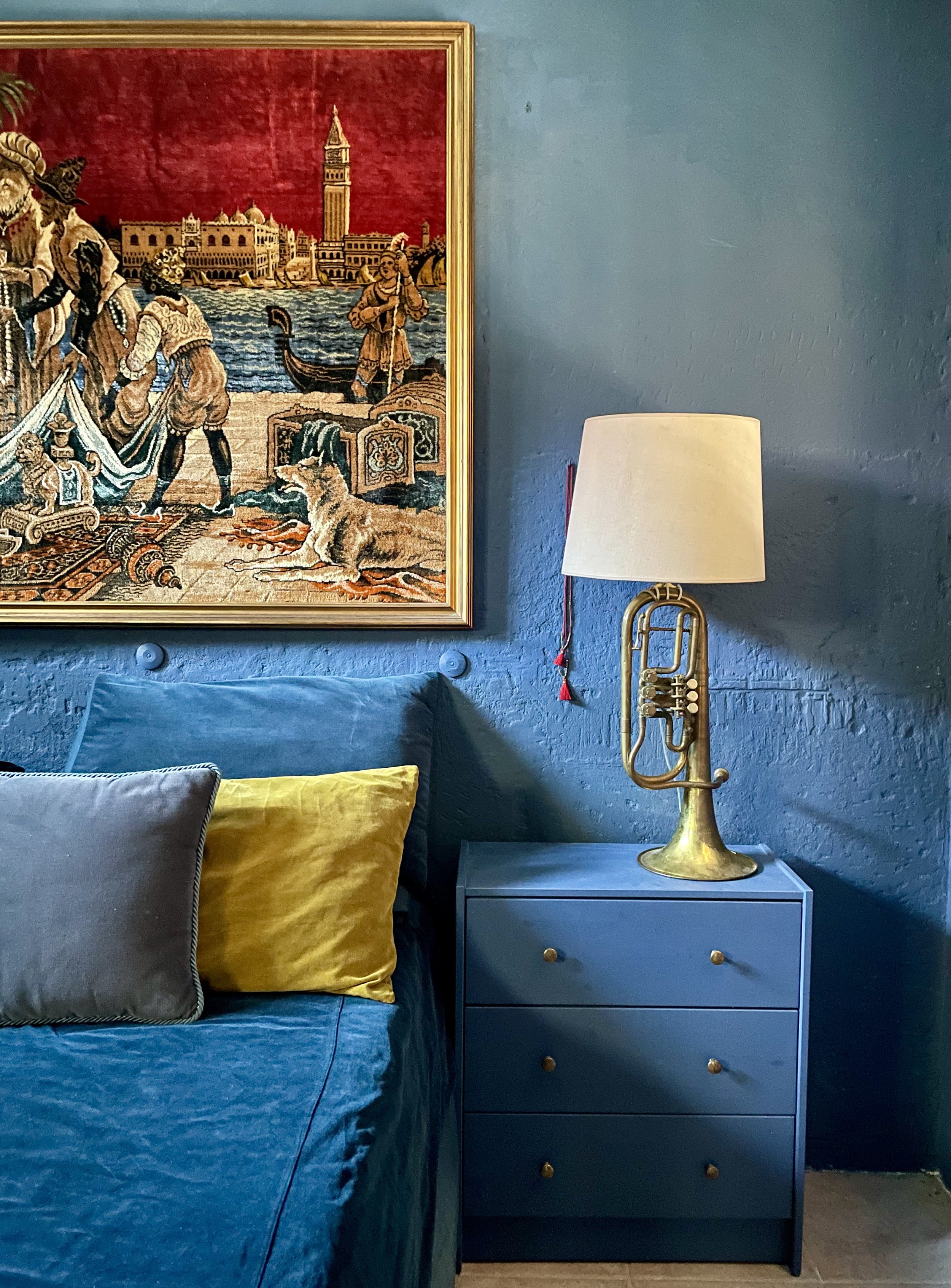Marnee Fox, Italian Apartment, Blue room, lamp.jpeg