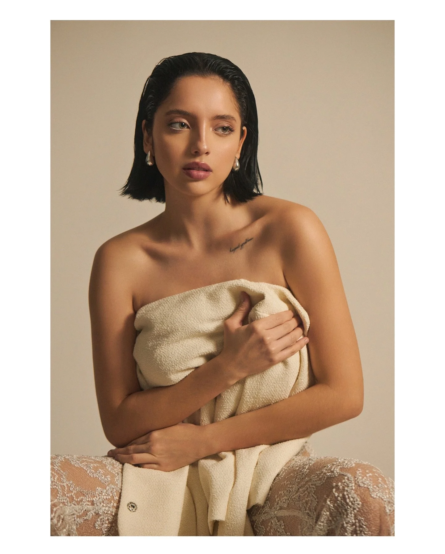 @mialubian from @mzagency 📸 styled by the one and only @ruthbuendiap ⚡️

#fashionshoot #fashionportraits #fashionphotography #fotografocdmx #fashioninspirations #mexicanphotographer #fotografoencdmx
#Ricardosolis #bookcdmx #photobook #testshoot #pho