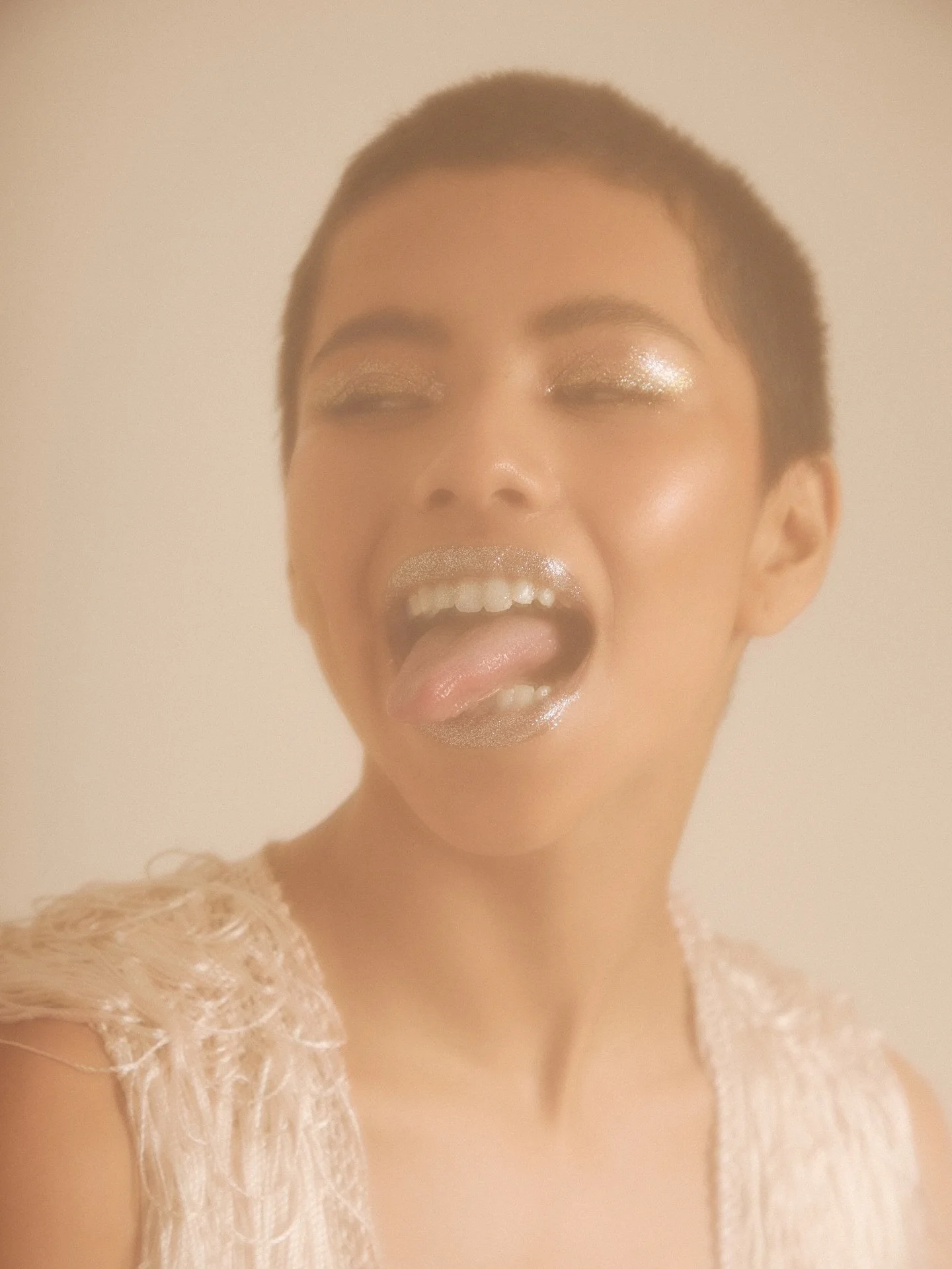 From &ldquo;Isolation Blis&rdquo; 
@salmalvarezram 
MUA @karianamua 
Styled by @roi.roi 

#fashionshoot #fashionportraits #fashionphotography #fotografocdmx #mexicanphotographer #fotografoencdmx
#Ricardosolis #bookcdmx #photobook #testshoot