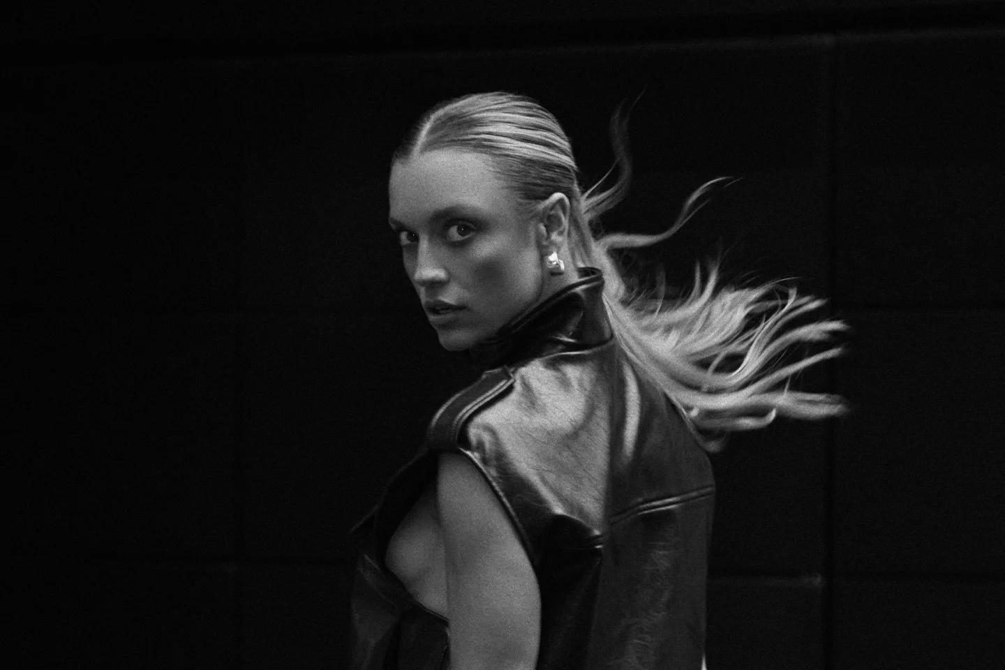 Life in motion Pt. 1
@melissazabinsky @edge_agency @baxtmodels 
#fashionphotoshoot #ricardosolisphoto #fashionphotography #fotografocdmx #mexicanphotographer