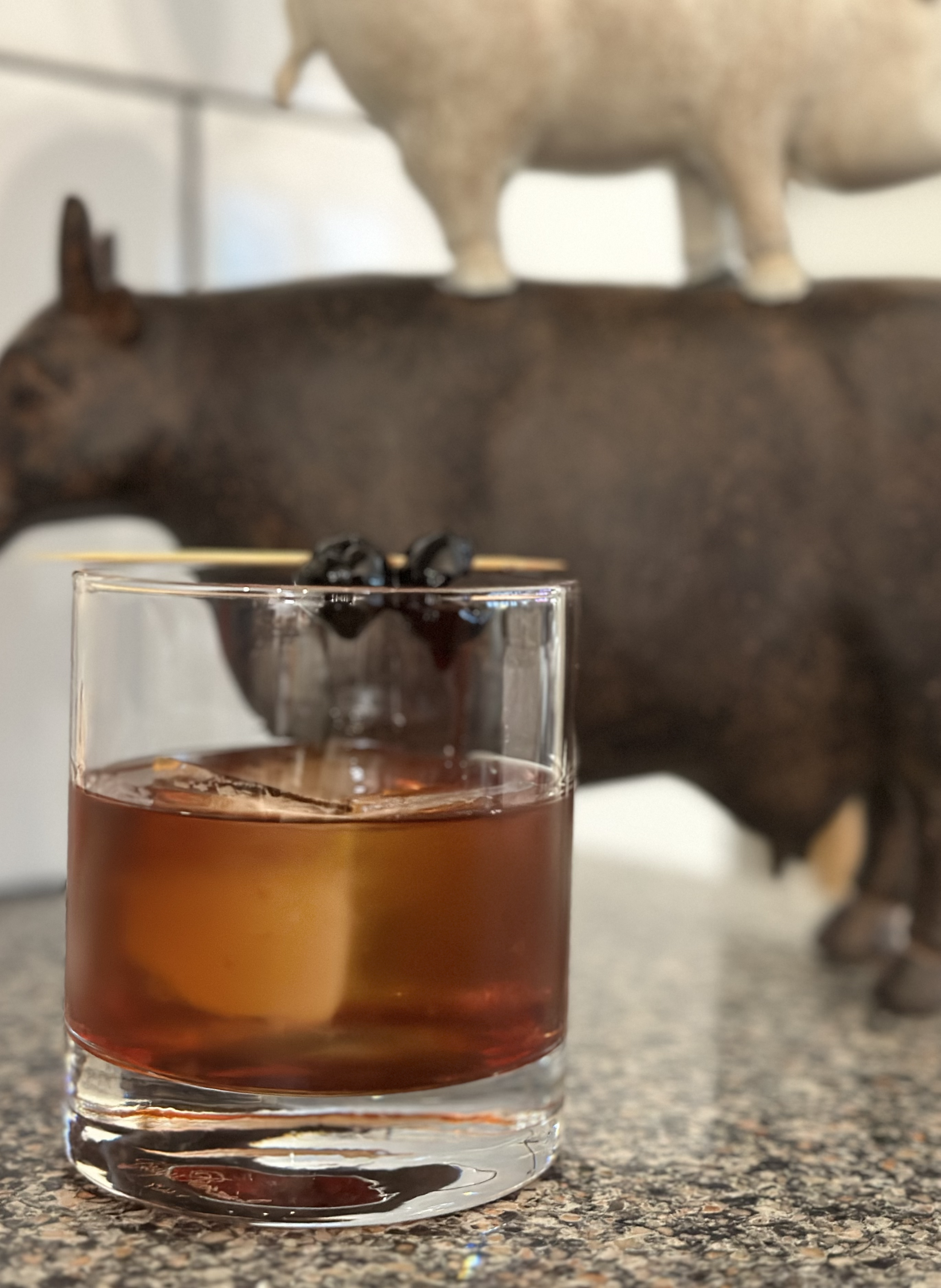 How to Make the Best Old Fashioned Cocktail (Skip the Mix, Do It Right)