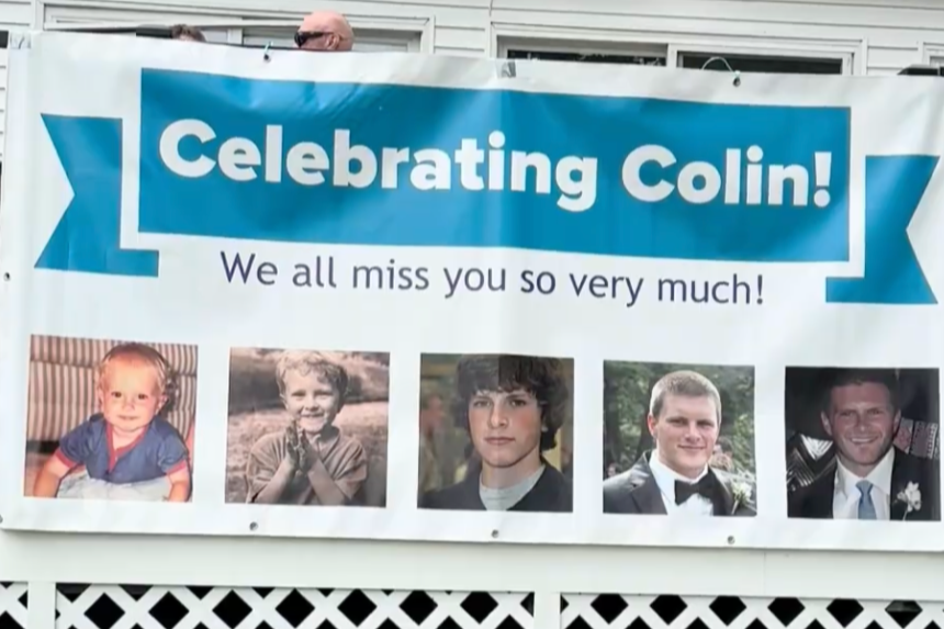 Colin%252Bsignage%252BFar%252BCorner%252BGrill.png