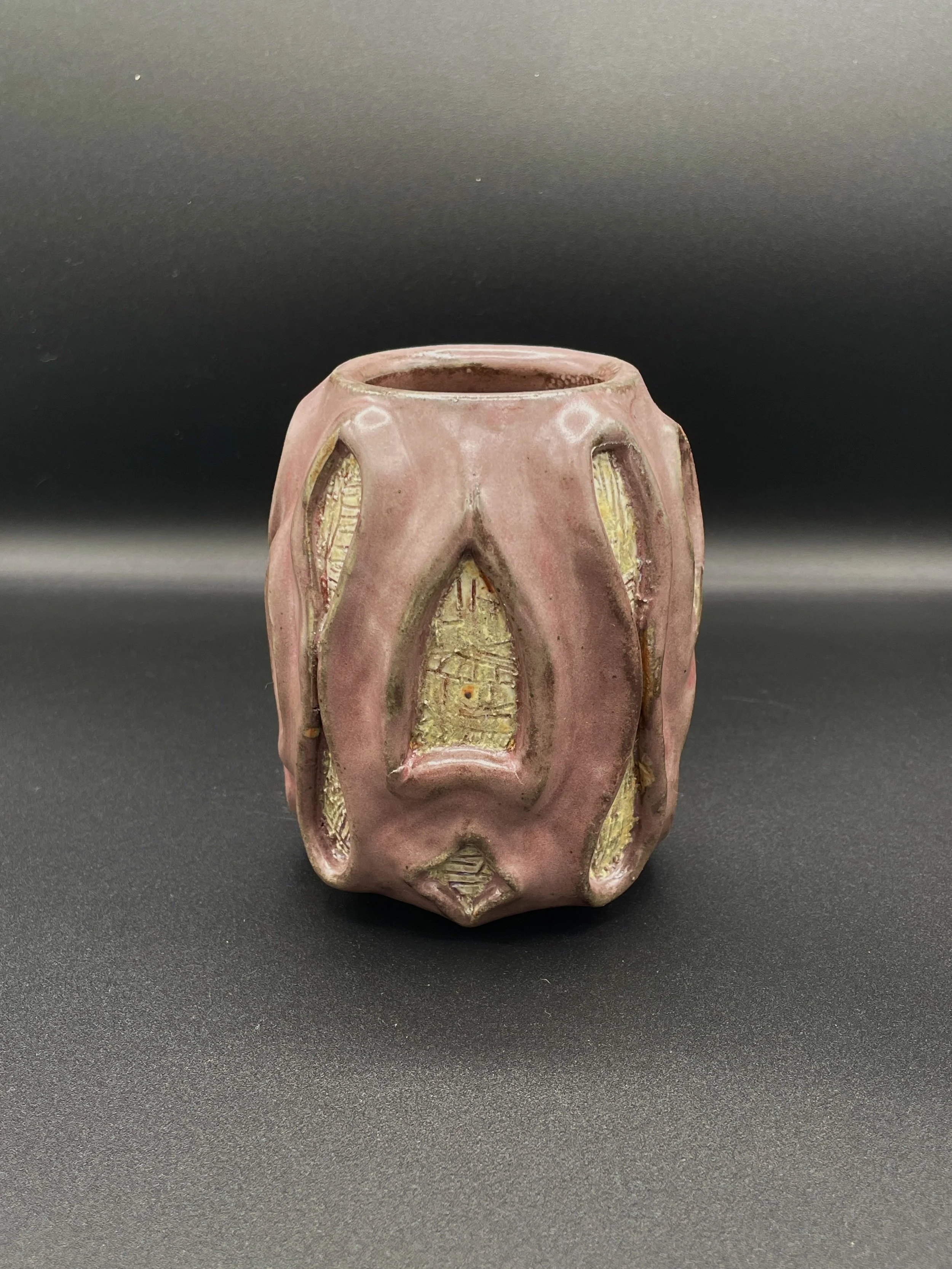 "stickbug egg vessel"
3.5"x3.5"x5"
2025