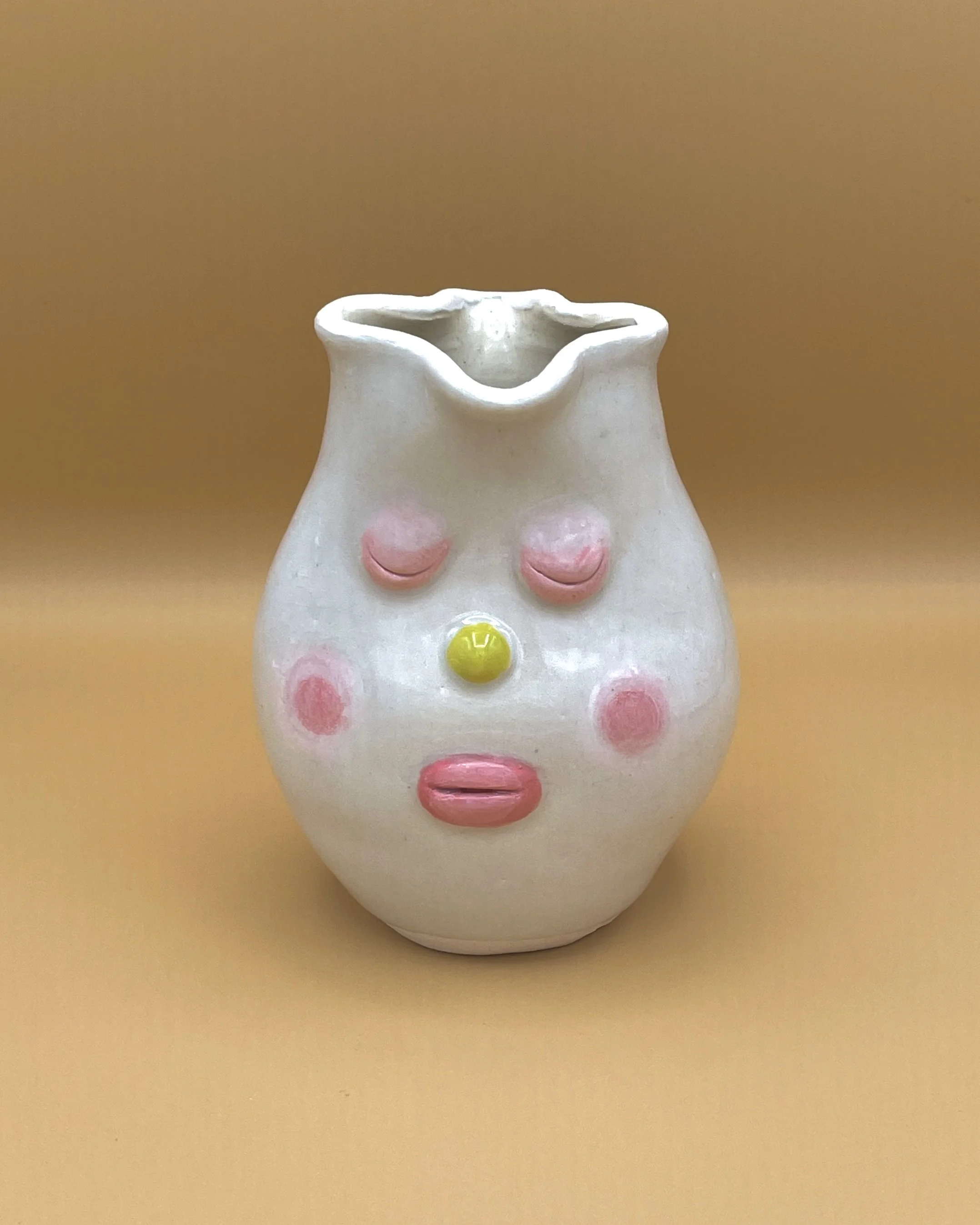 "Cutipie Vase"
3.75"x3"x4.5"
2025